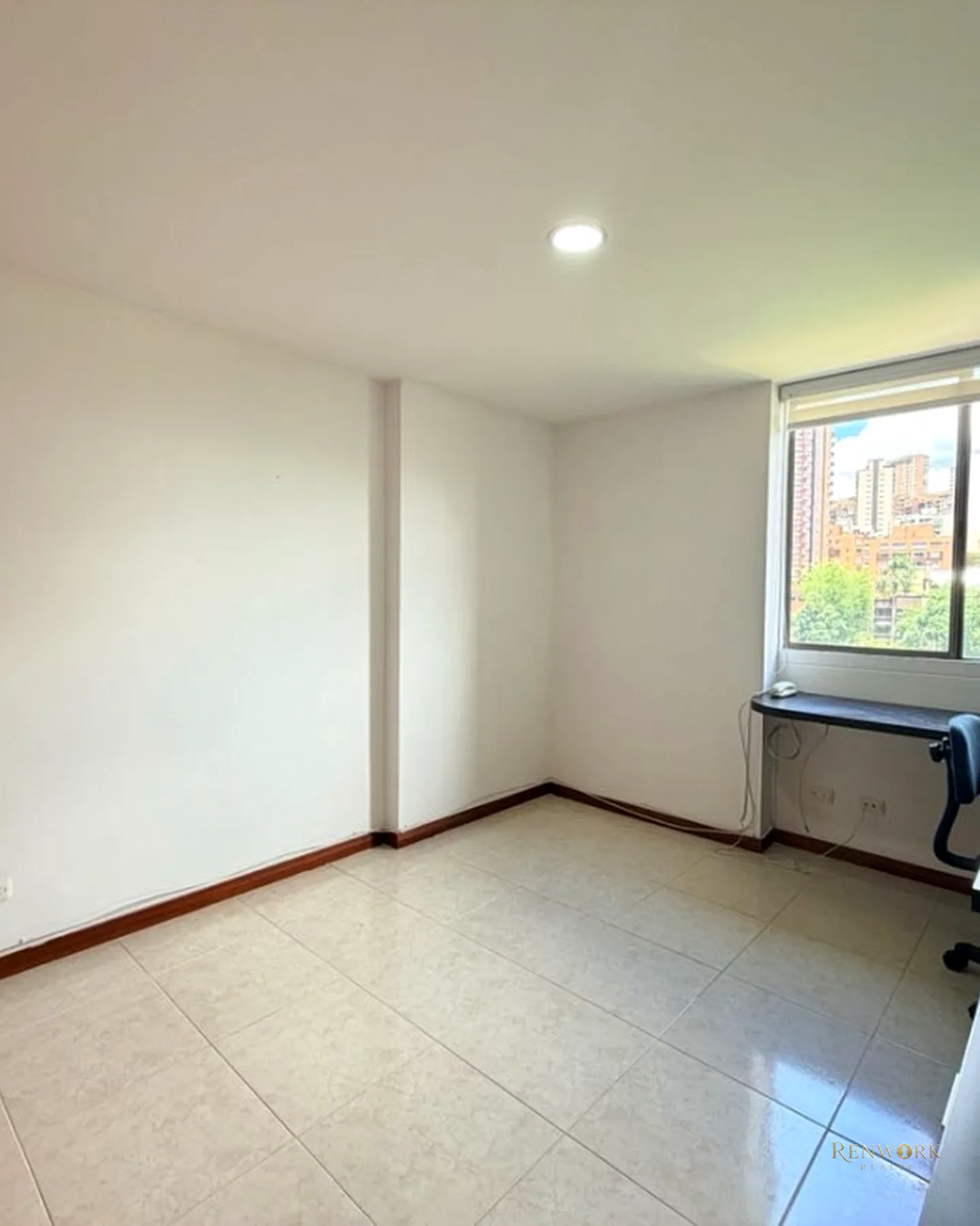 | V E N T A | APARTAMENTO EN EL POBLADO, INFERIOR CON LOS GONZÁLEZ · foto 11