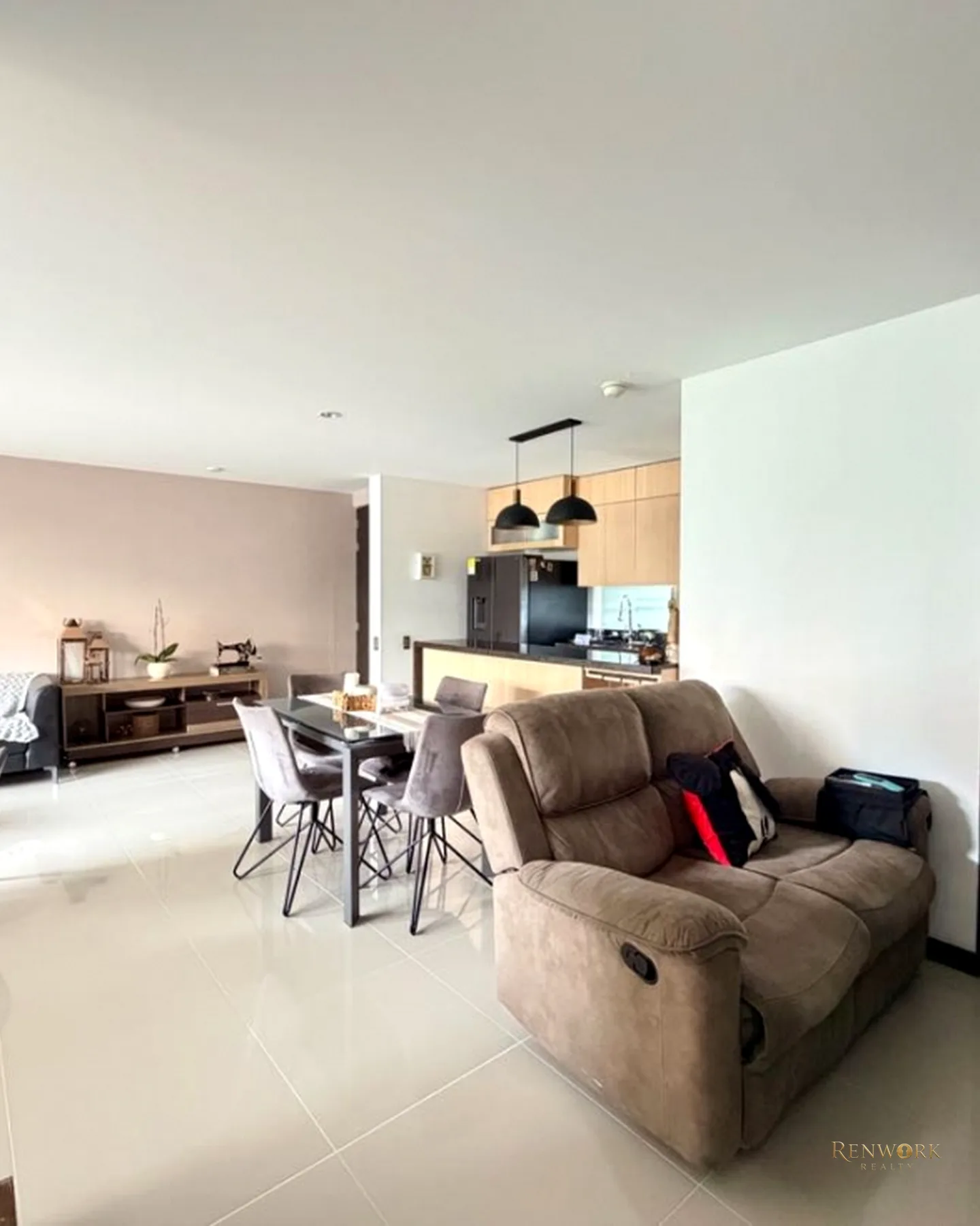 | V E N T A | APARTAMENTO EN ENVIGADO, SECTOR LOMA DE LAS BRUJAS · foto 3