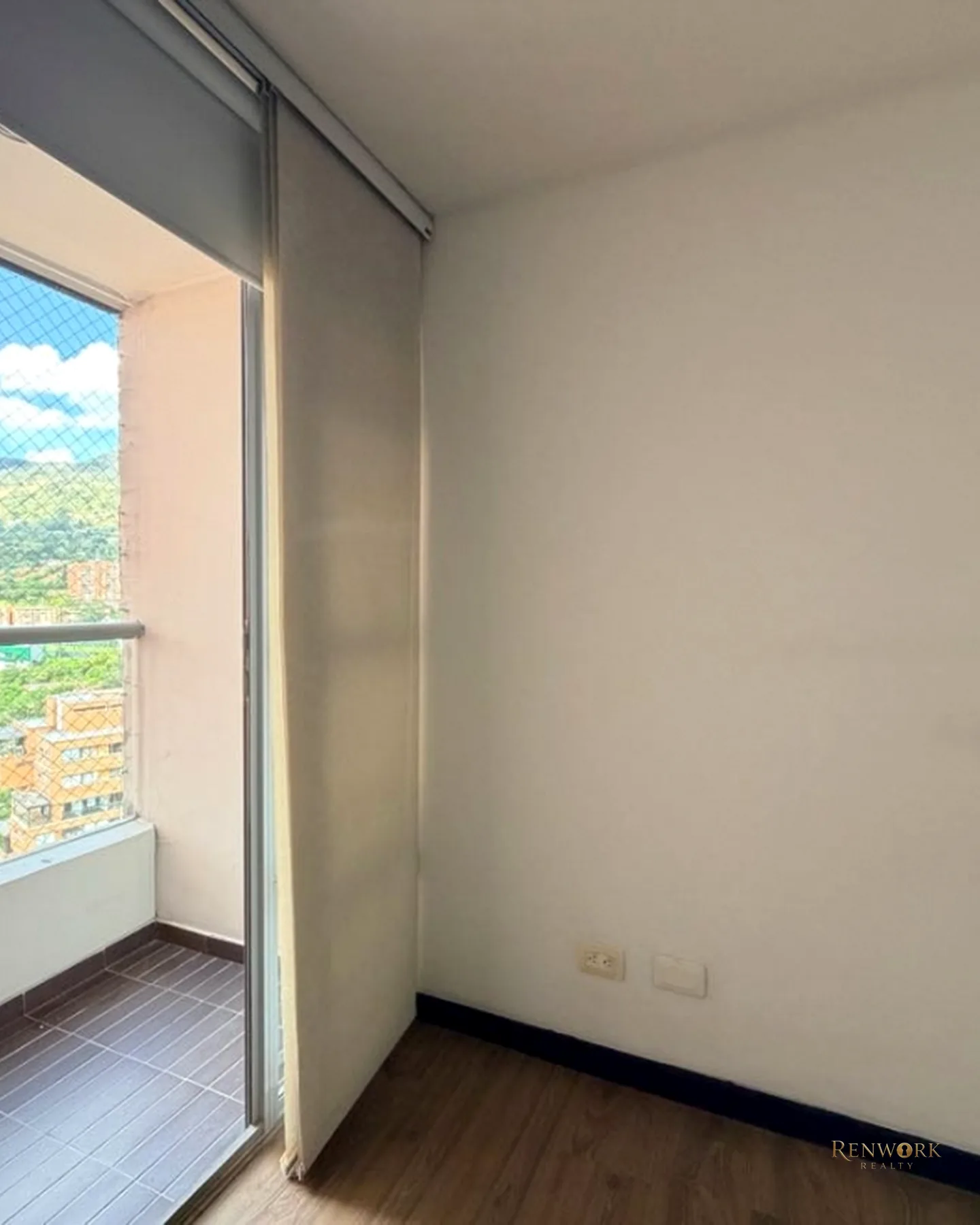 | V E N T A | APARTMENTO EN ENVIGADO, LAS BRUJAS. SÚPER VISTA · foto 15