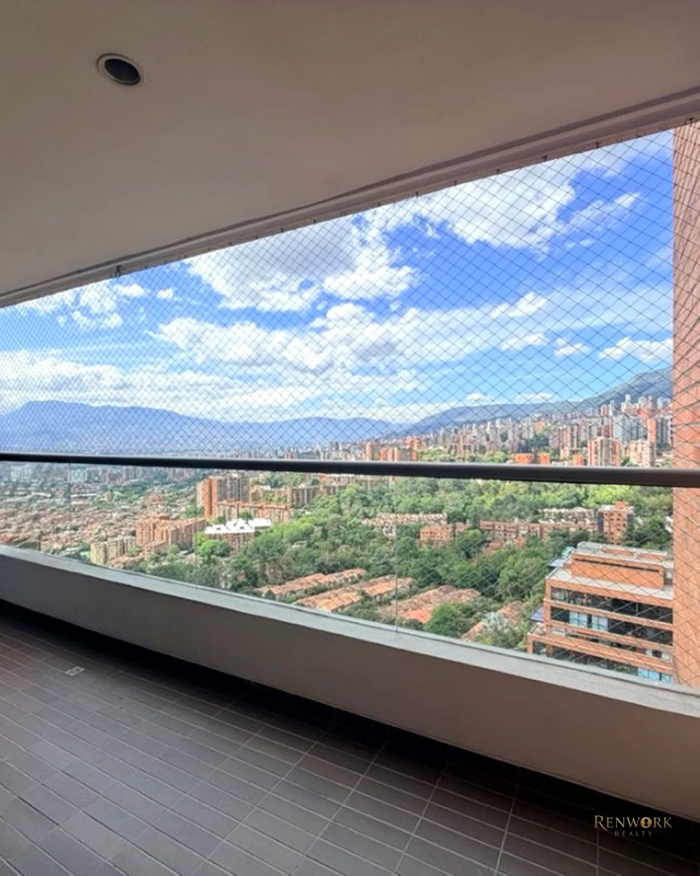 | V E N T A | APARTMENTO EN ENVIGADO, LAS BRUJAS. SÚPER VISTA · foto 18