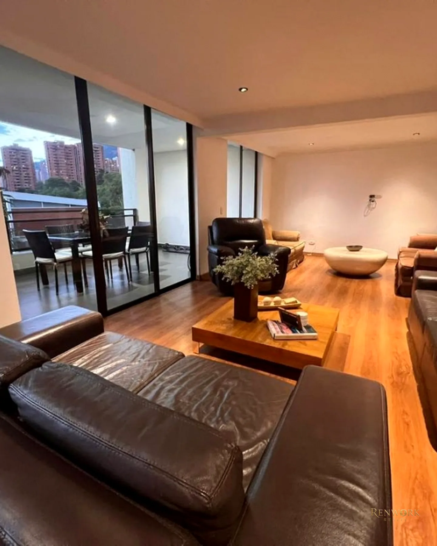 VENDEMOS APARTAMENTO EN EL POBLADO - LOS BALSOS · foto 4