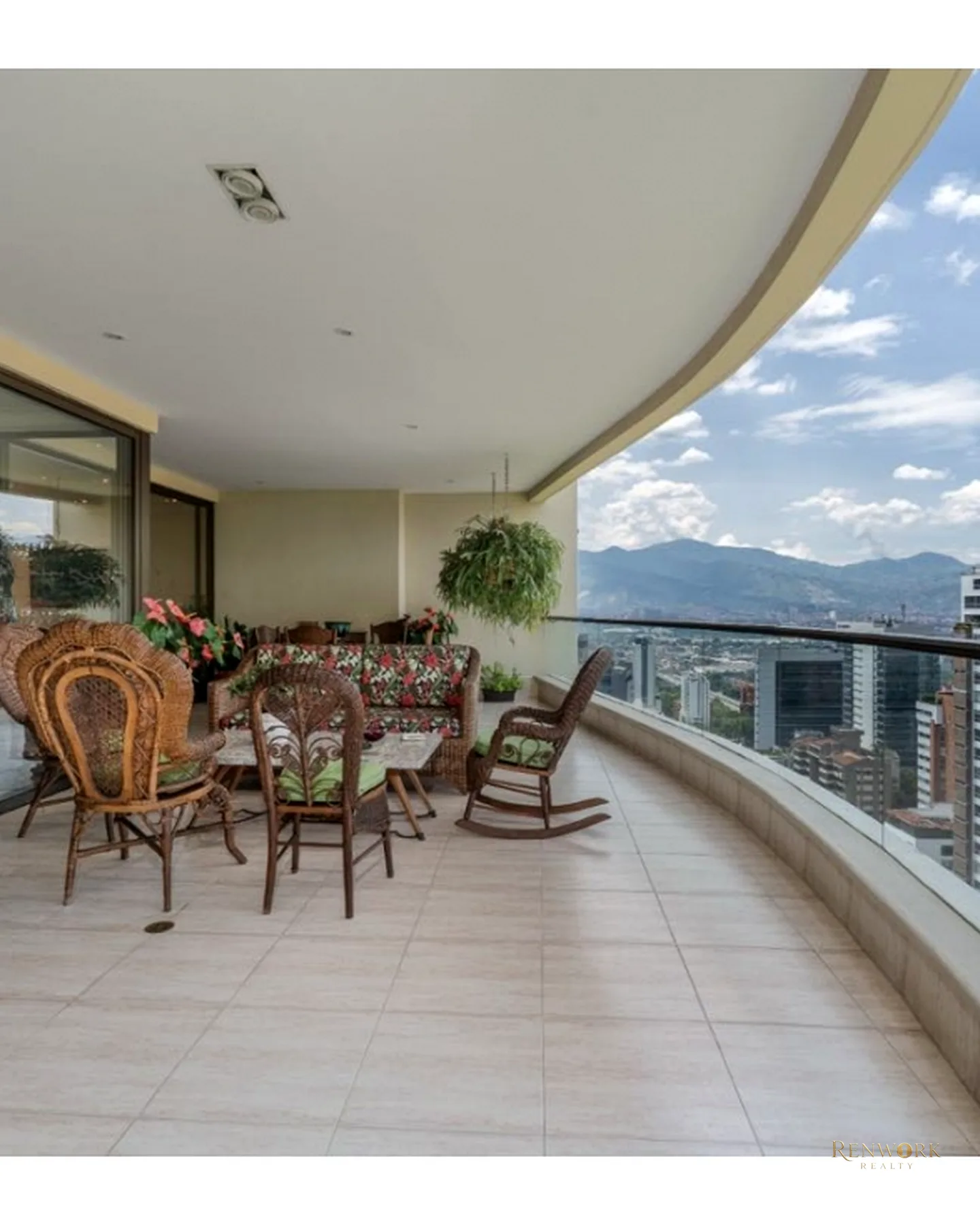 VENDEMOS APARTAMENTO LOMA DE LOS GONZALEZ · foto 22