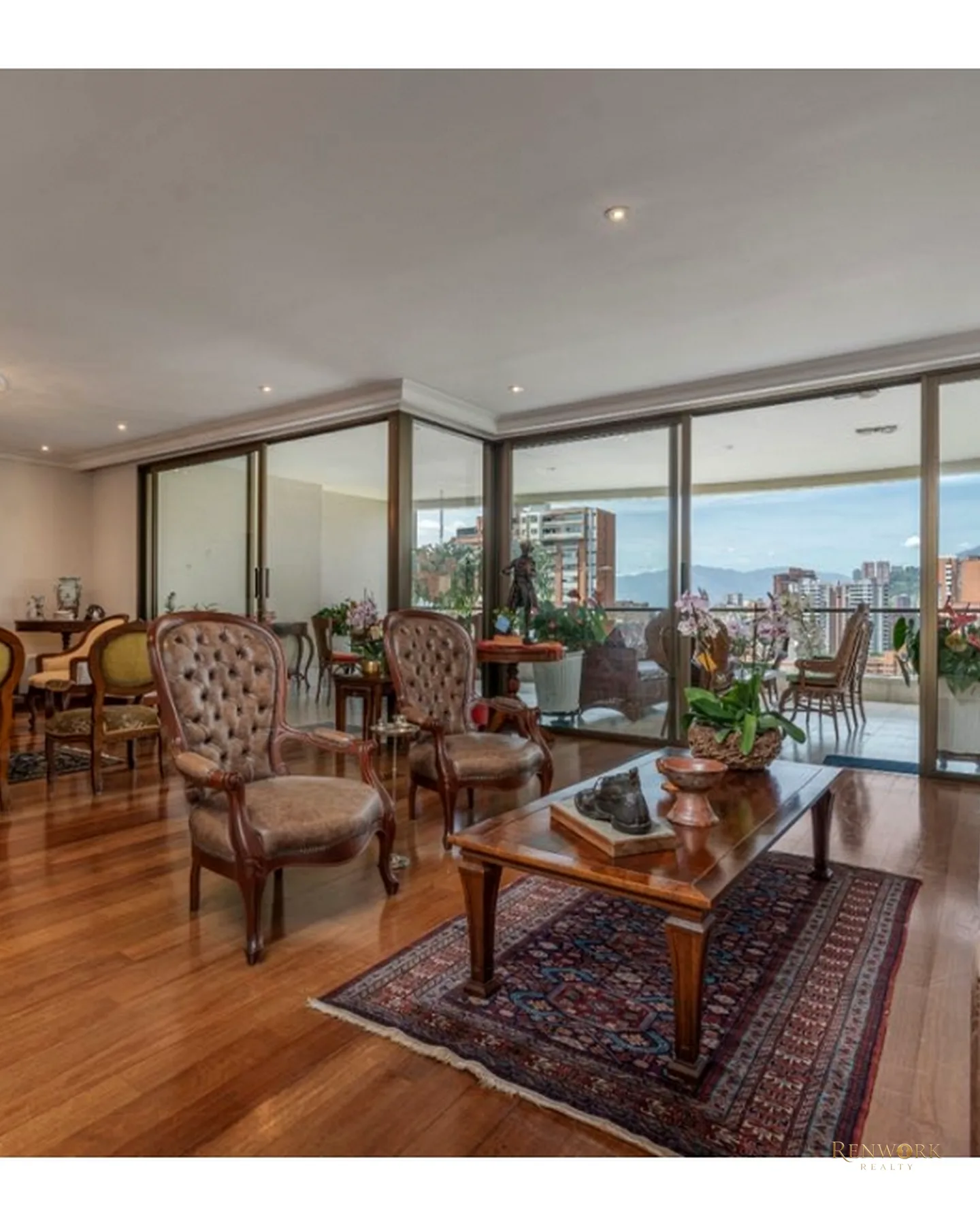 VENDEMOS APARTAMENTO LOMA DE LOS GONZALEZ · foto 2