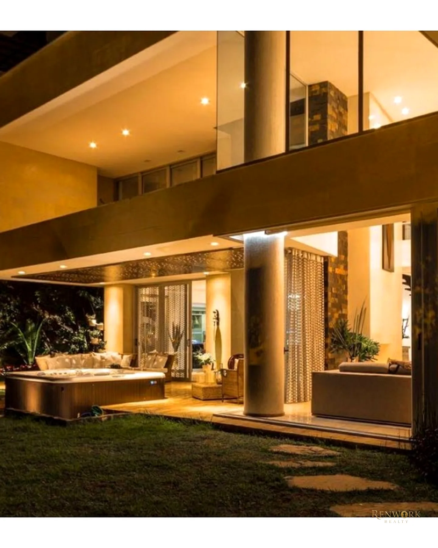 VENDEMOS CASA DE LUJO EN LA CALERA EL POBLADO · foto 1