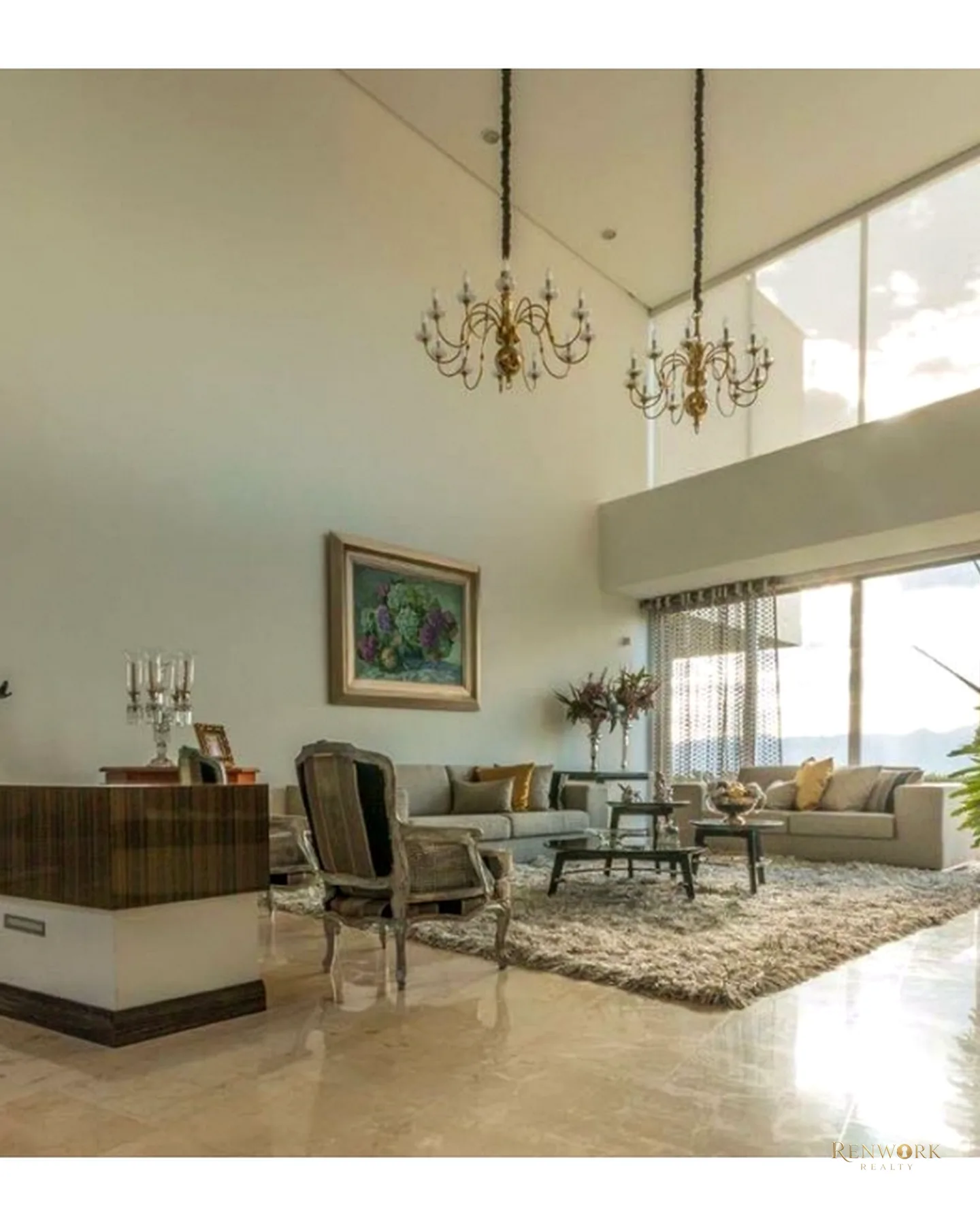VENDEMOS CASA DE LUJO EN LA CALERA EL POBLADO · foto 3
