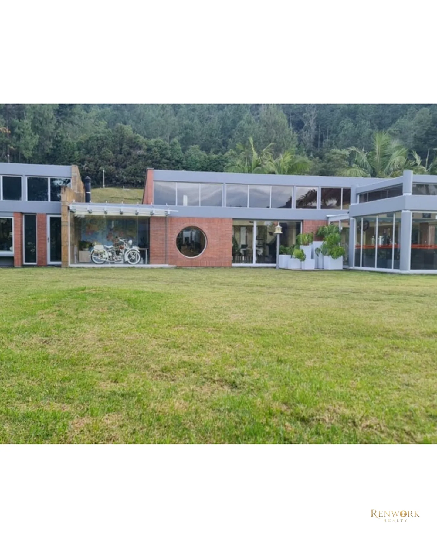 VENDEMOS HERMOSA CASA DE UN NIVEL EN ALTO DE LAS PALMAS · foto 11
