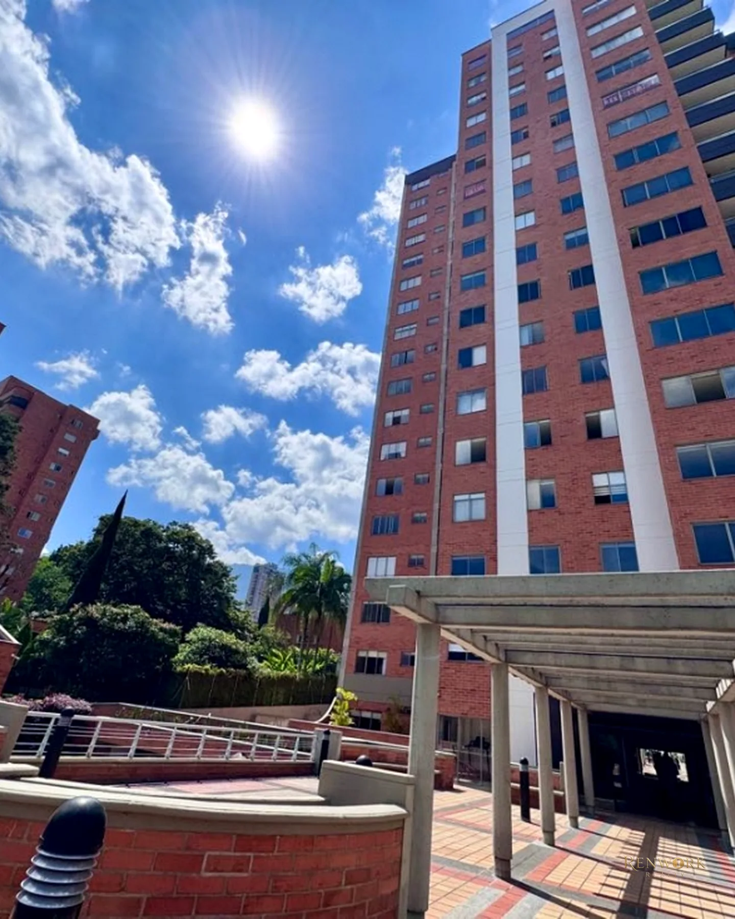 VENDO 179 MT + 47 MTR DE TERRAZA CERCA AL C.COMERCIAL SANTA FE · foto 22