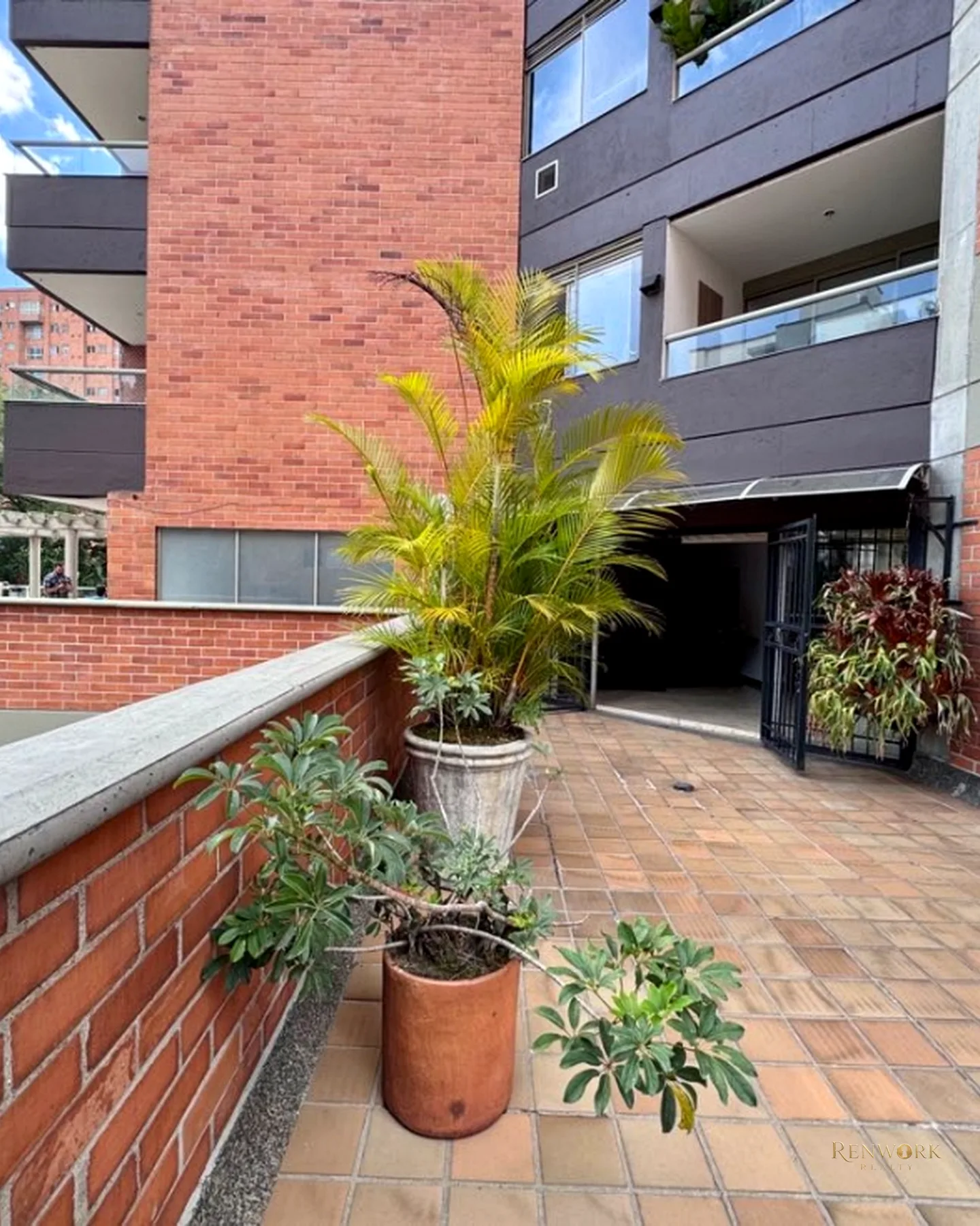 VENDO 179 MT + 47 MTR DE TERRAZA CERCA AL C.COMERCIAL SANTA FE · foto 21