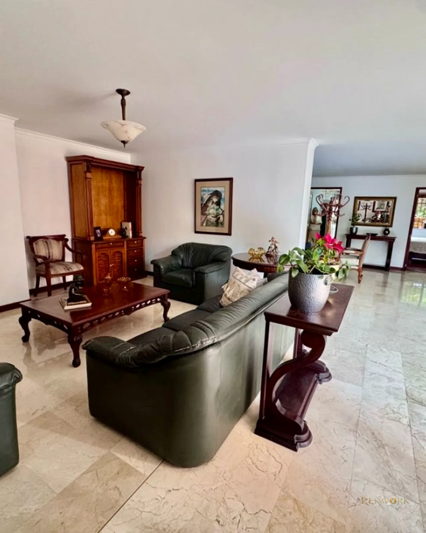 VENDO 179 MT + 47 MTR DE TERRAZA CERCA AL C.COMERCIAL SANTA FE · foto 2