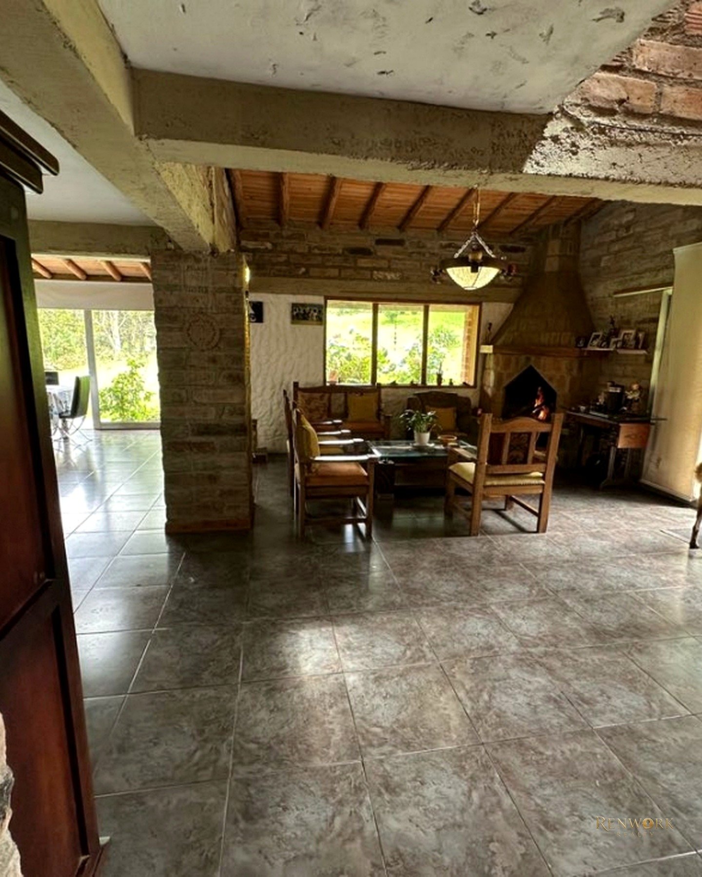 VENDO ACOGEDORA CASA FINCA EN SANTA ELENA · foto 6