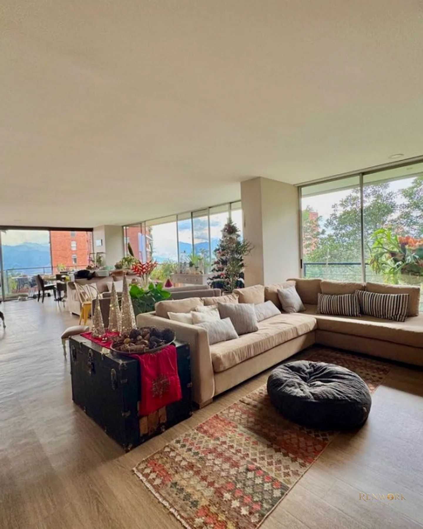 VENDO APARTAMENTO 267 MTR AVIÑÓN 20C · foto 1