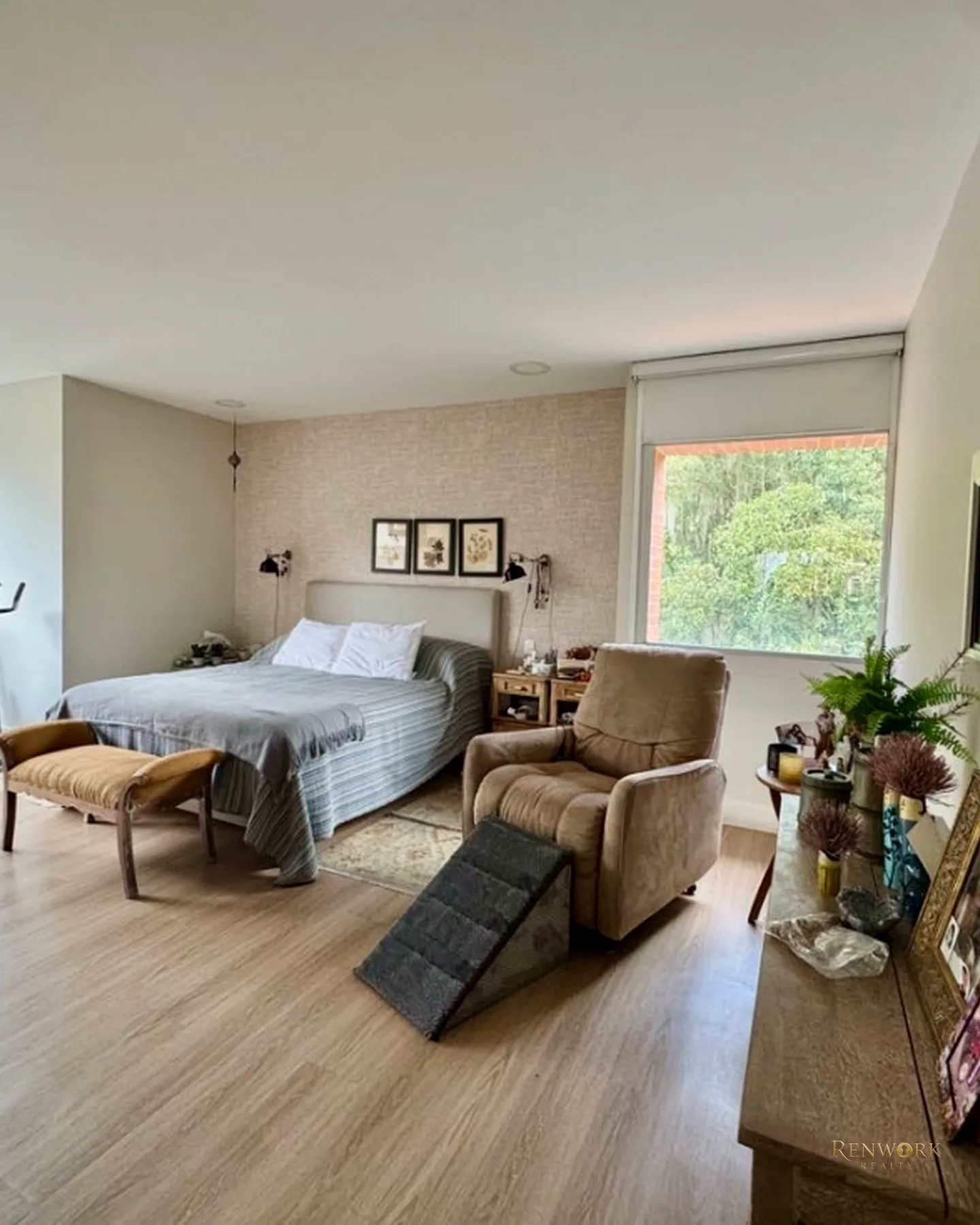 VENDO APARTAMENTO 267 MTR AVIÑÓN 20C · foto 5