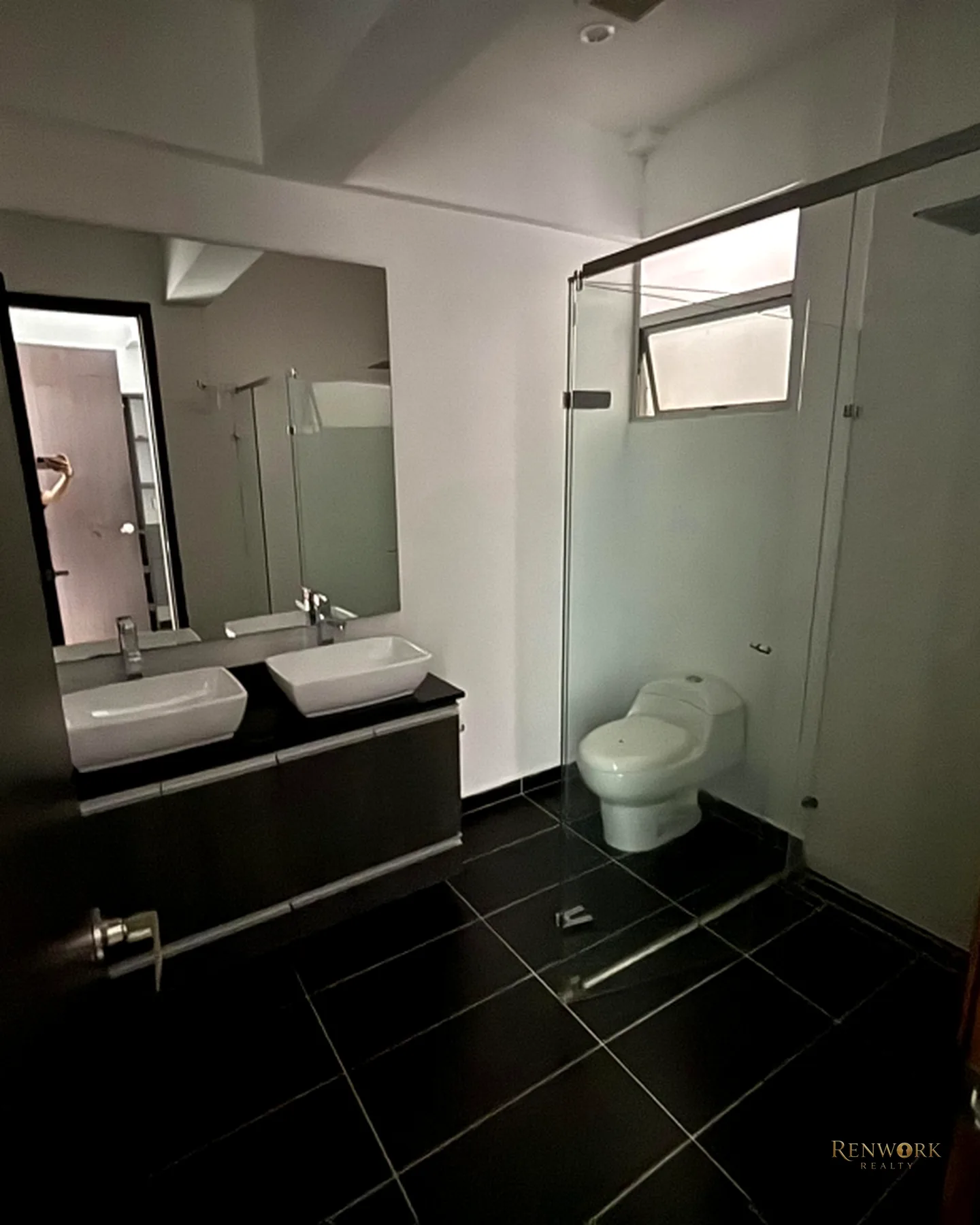 VENDO APARTAMENTO DÚPLEX DE LUJO EN LAURELES CON TERRAZA PRIVADA · foto 17