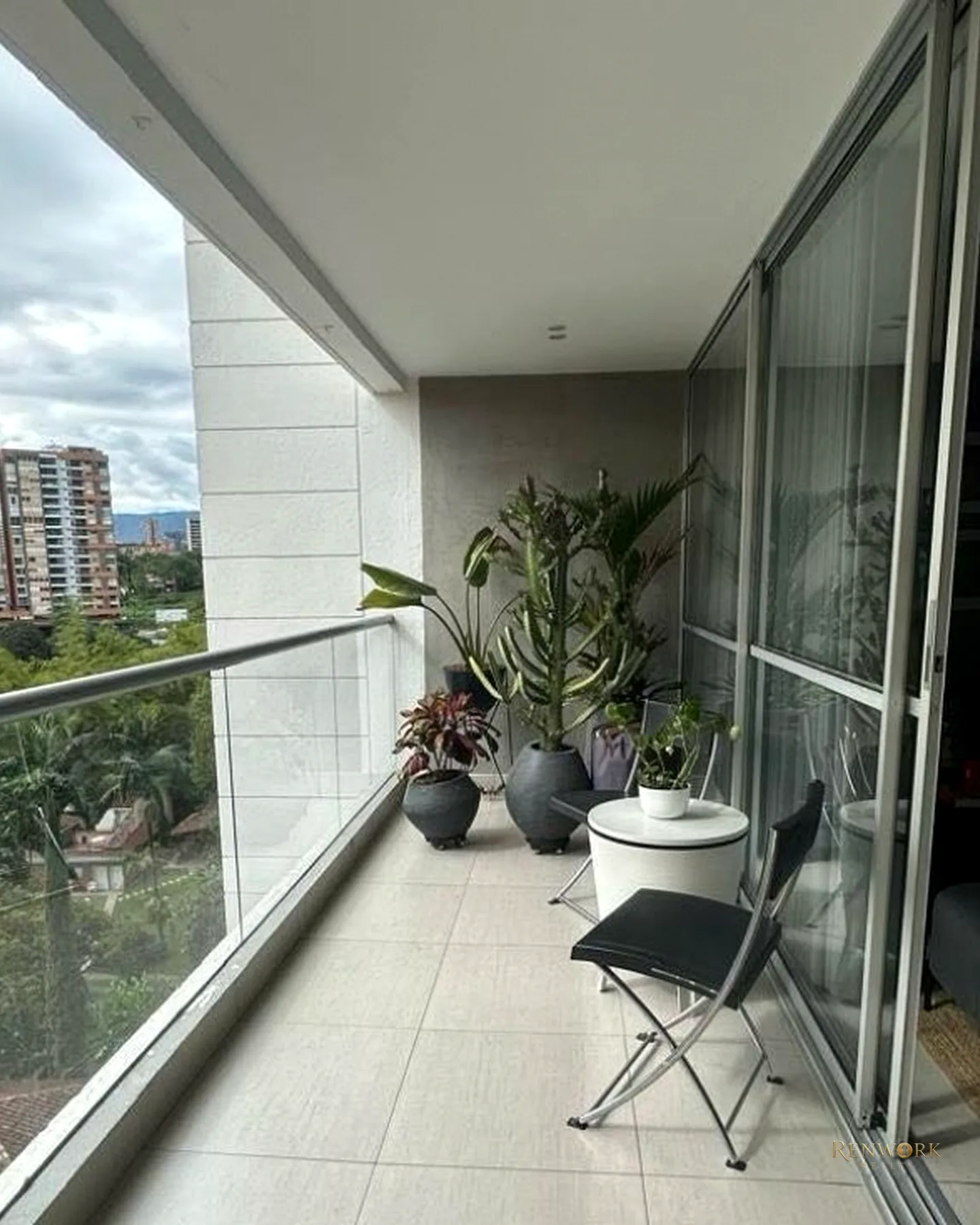 VENDO APARTAMENTO EL ESMERALDAL 3 ALCOBAS 3 BAÑOS 2 PARQUEADEROS · foto 19