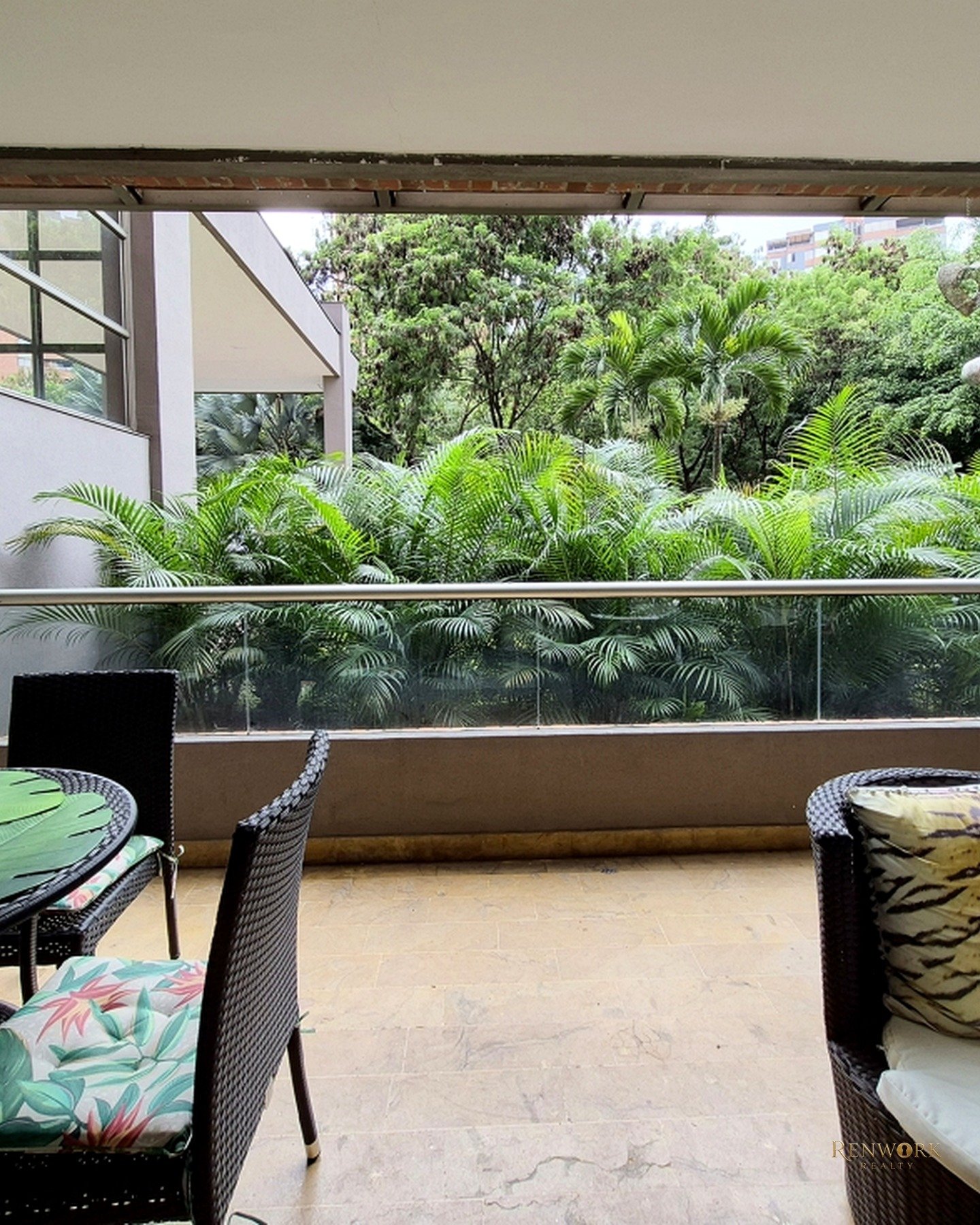 VENDO APARTAMENTO EN EL POBLADO, CC SANTAFÉ · foto 5