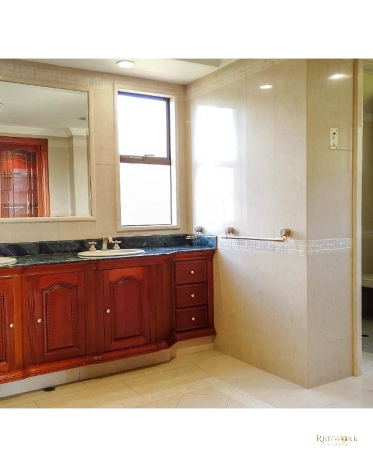VENDO APARTAMENTO EN EL POBLADO EL TESORO · foto 3