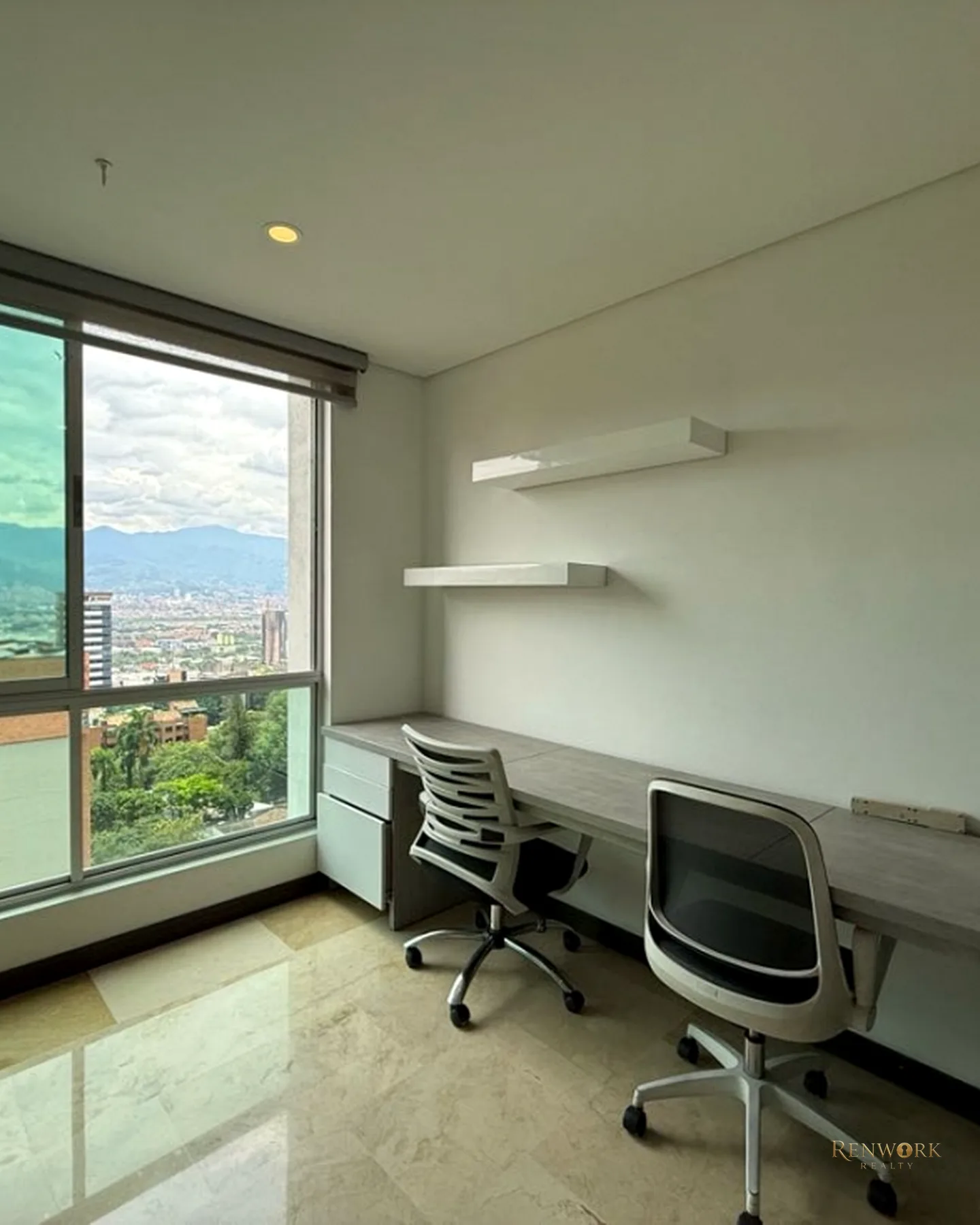 VENDO APARTAMENTO EN EL POBLADO, LALINDE · foto 9