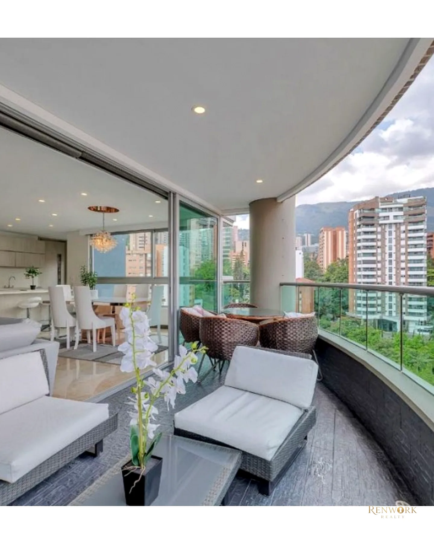 VENDO APARTAMENTO EN EL POBLADO, LALINDE · foto 1