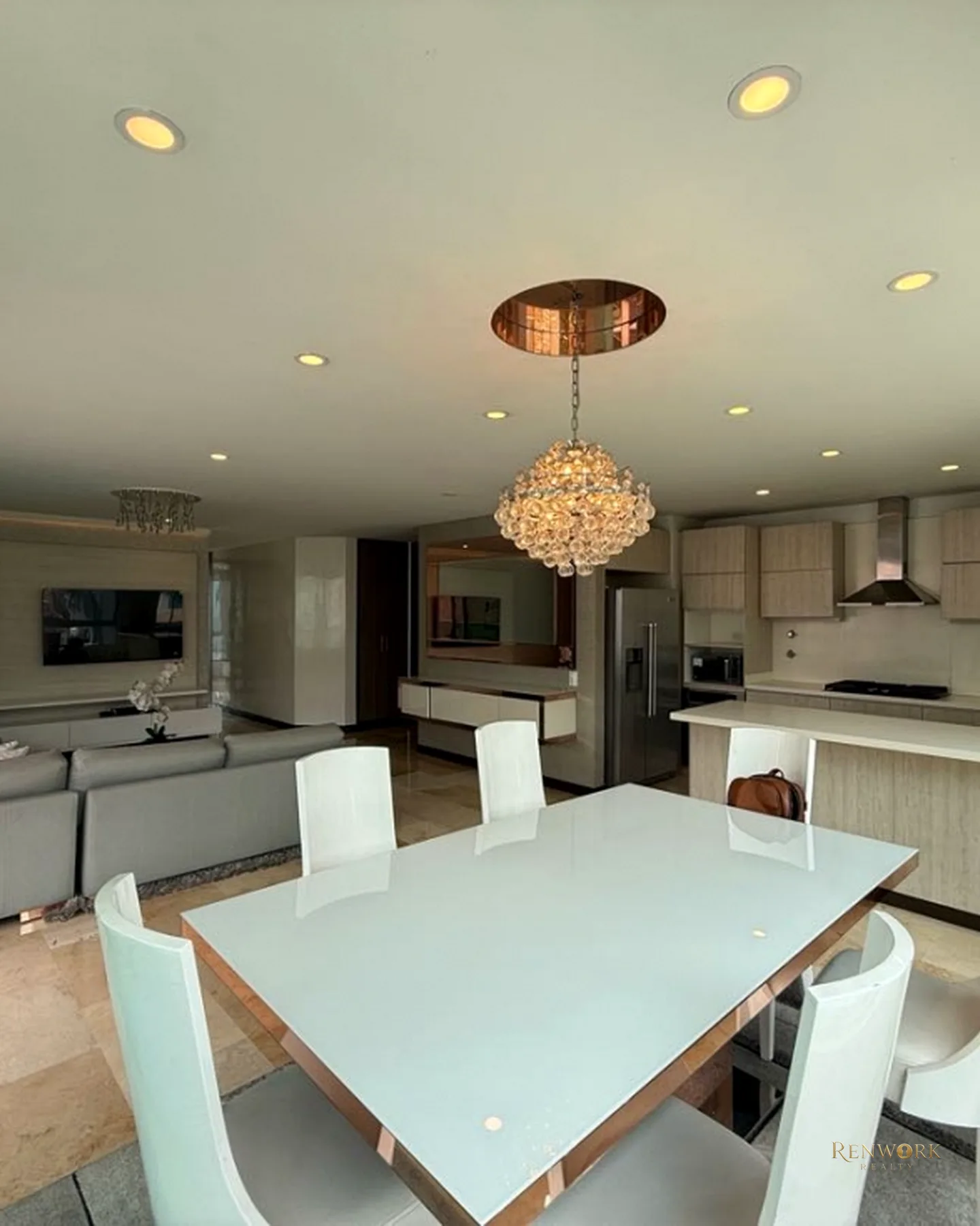 VENDO APARTAMENTO EN EL POBLADO, LALINDE · foto 2