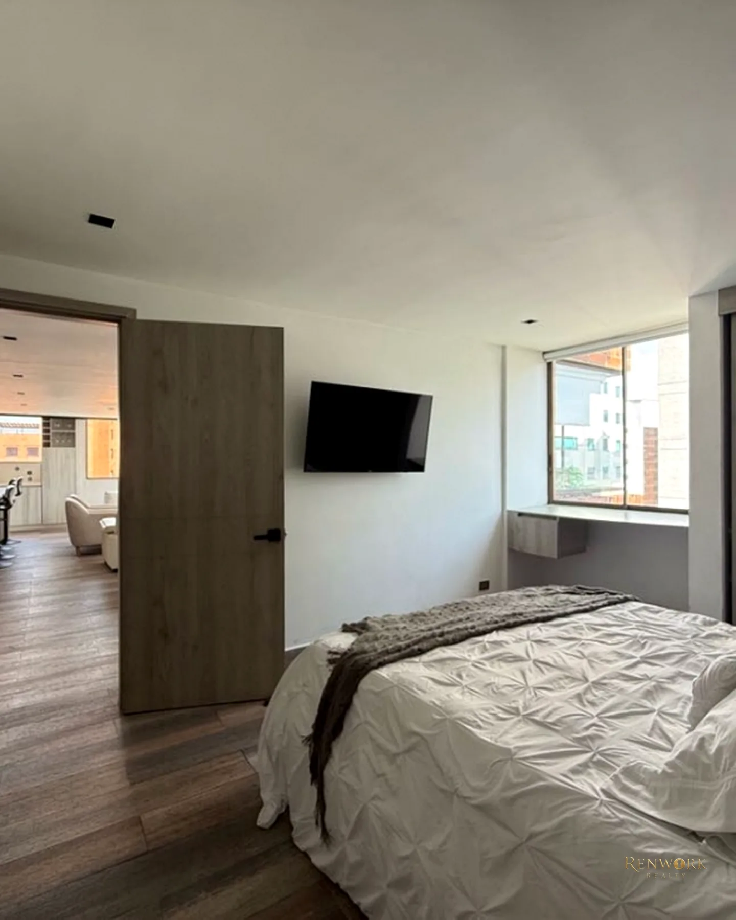 VENDO APARTAMENTO EN EL POBLADO, MILLA DE ORO · foto 7