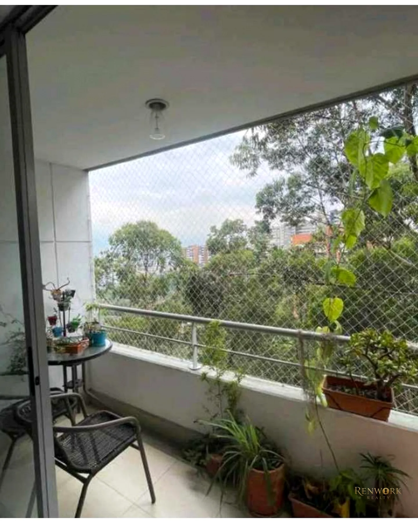 VENDO APARTAMENTO EN ENVIGADO ESMERALDAL REMODELAR UNIDAD CON PISCINA · foto 6