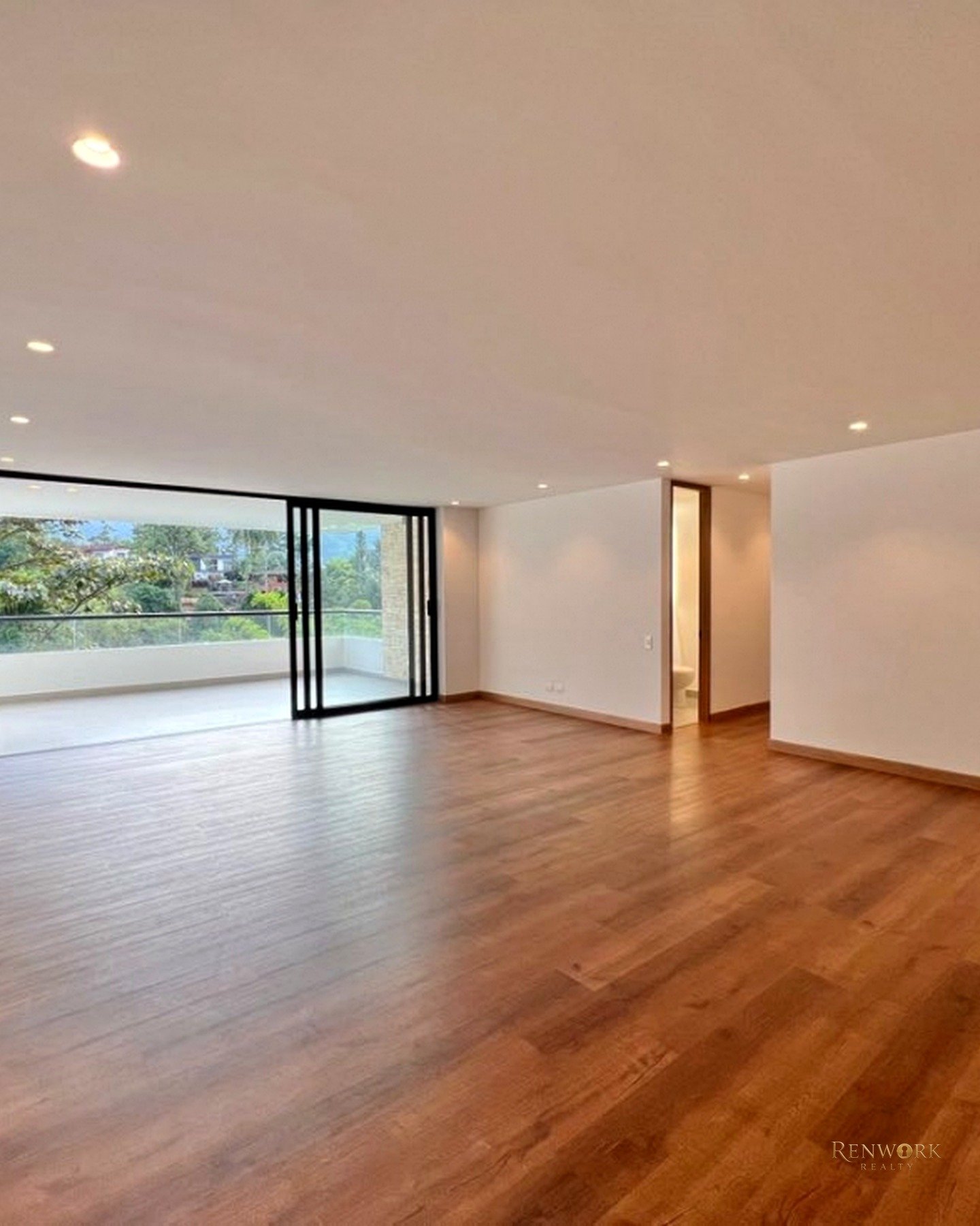 Vista de VENDO APARTAMENTO EN ENVIGADO - LOMA DE LAS BRUJAS