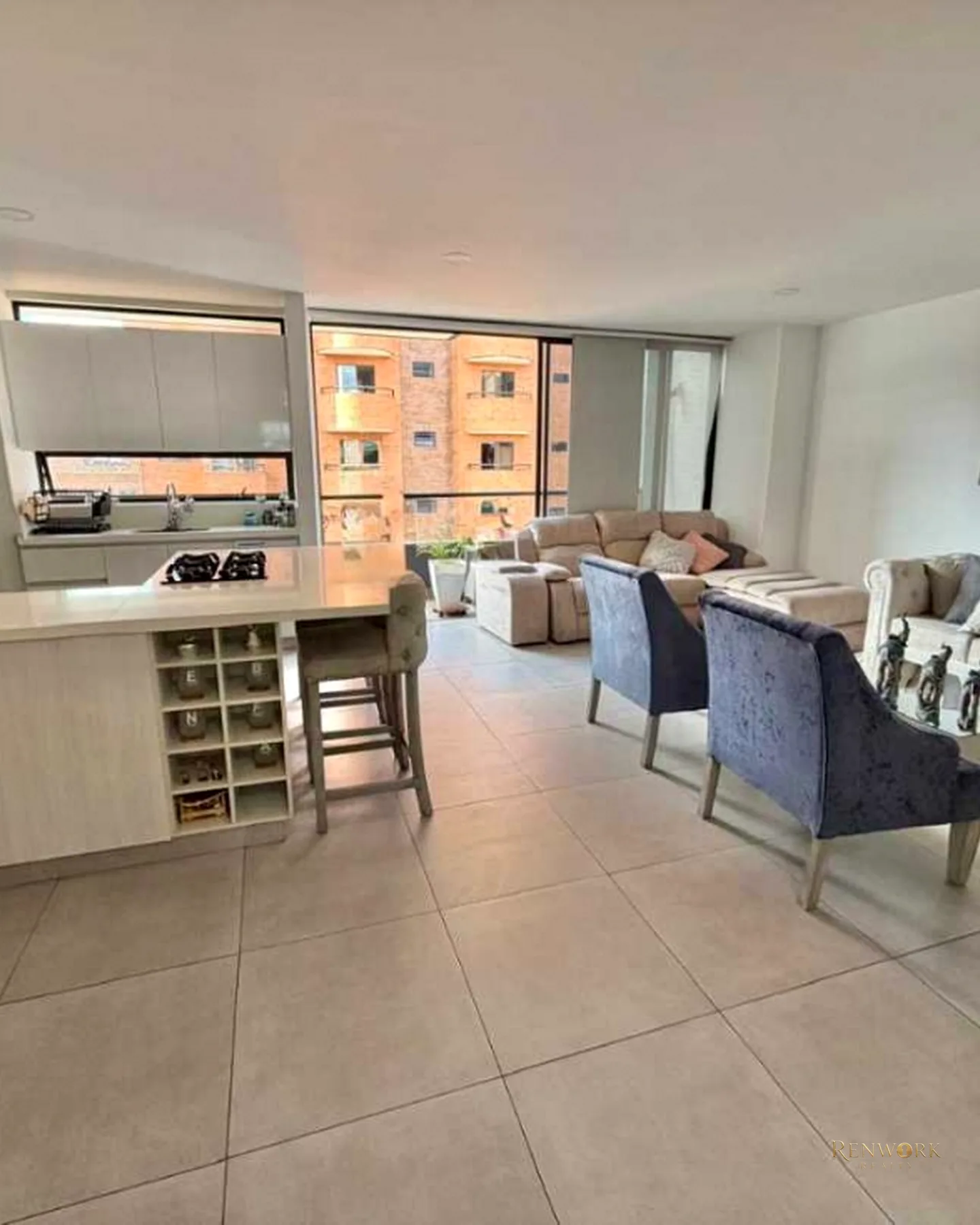 VENDO APARTAMENTO EN LAURELES CERCA DEL PRIMER PARQUE · foto 2