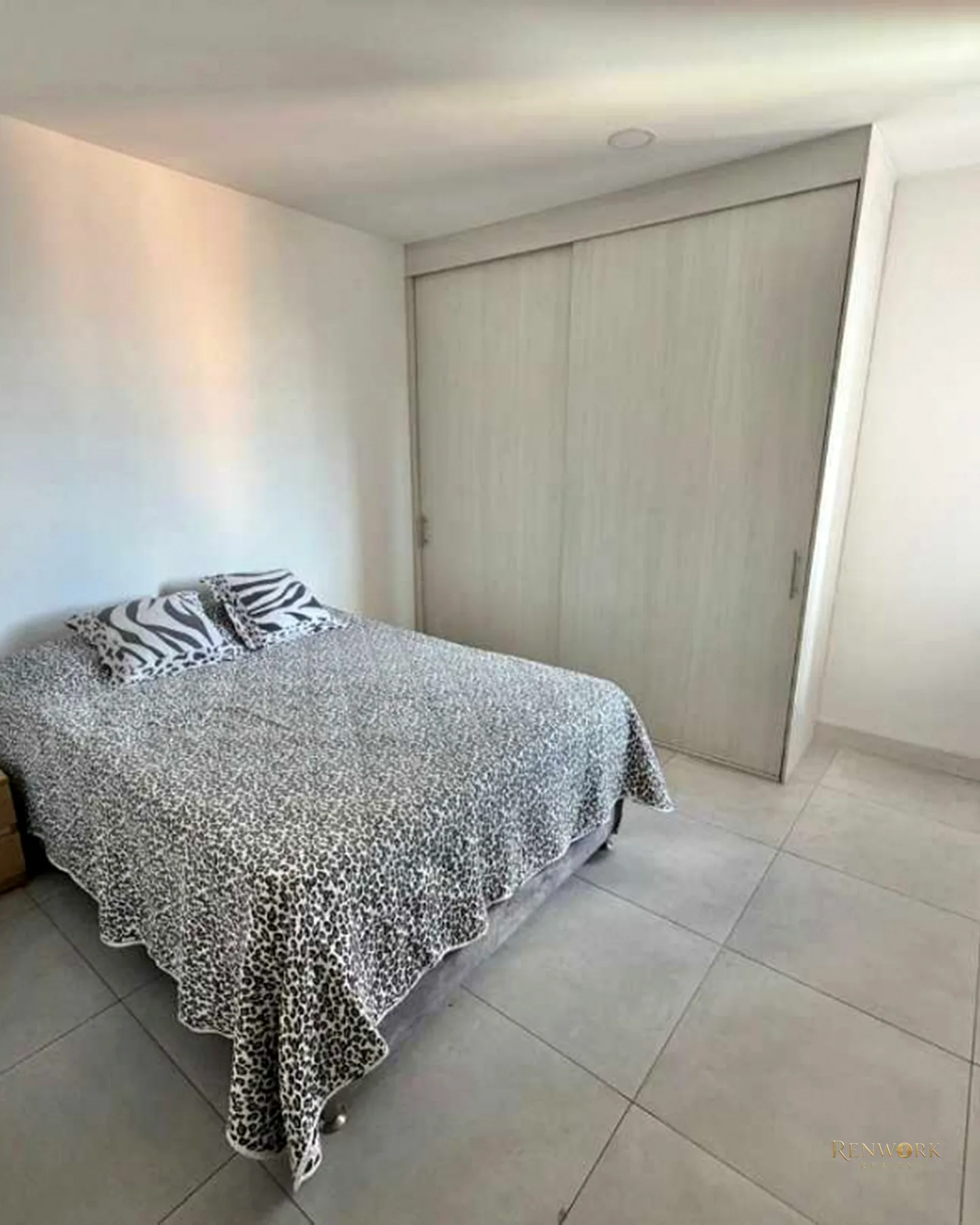 VENDO APARTAMENTO EN LAURELES CERCA DEL PRIMER PARQUE · foto 7
