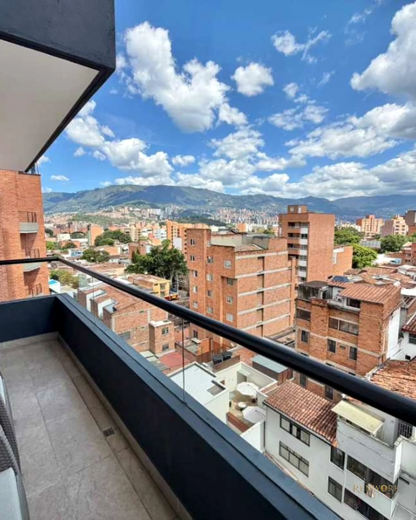 VENDO APARTAMENTO EN LAURELES CERCA DEL PRIMER PARQUE · foto 13