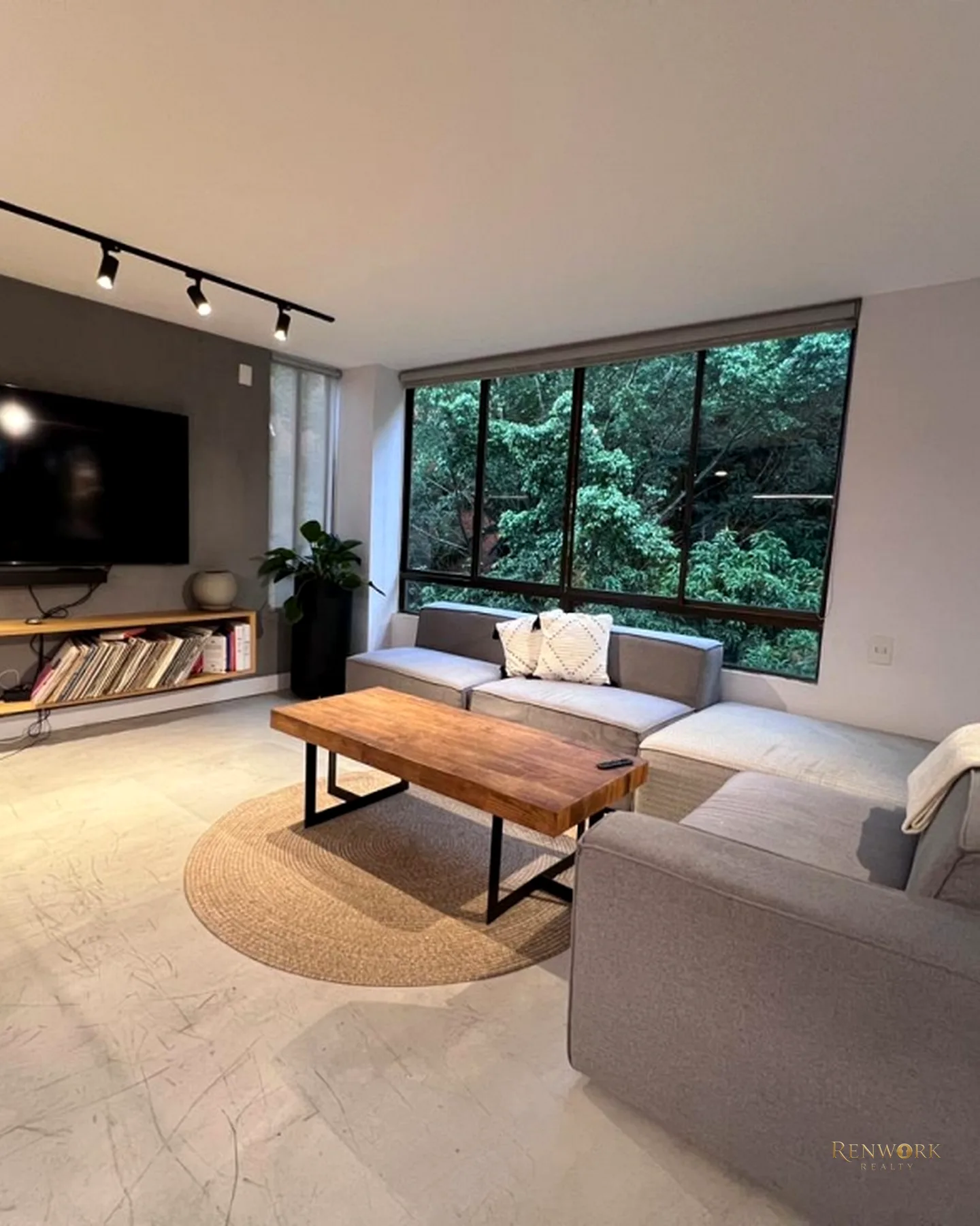 VENDO APARTAMENTO EN LOMA LOS GONZÁLES, MILLA DE ORO, 200M2 REMODELADO · foto 8