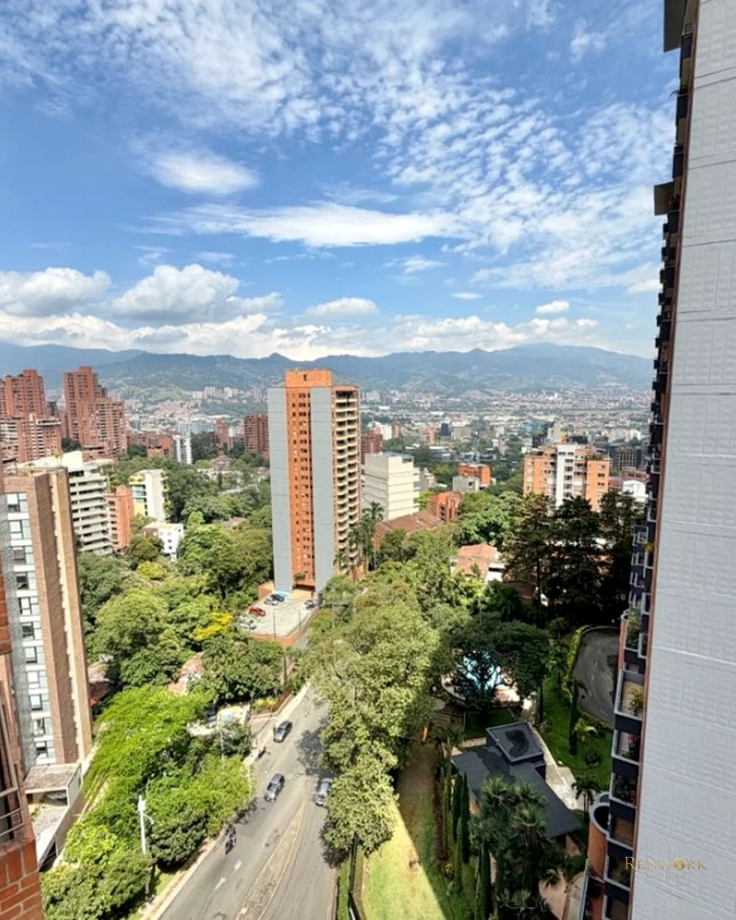 VENDO APARTAMENTO EN MEDELLÍN - POBLADO · foto 13