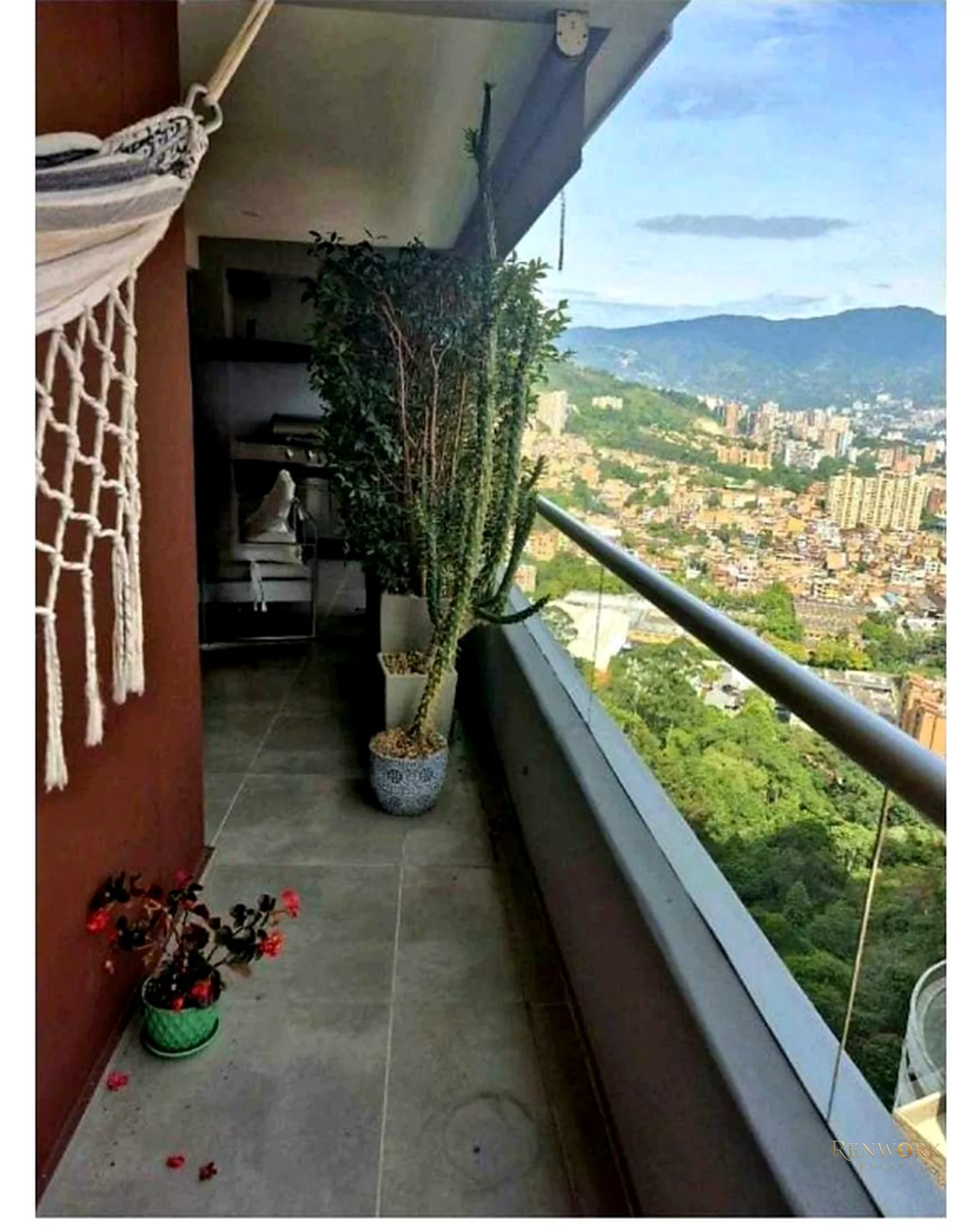 VENDO APARTAMENTO MODERNO EN ENVIGADO UNIDAD MUY COMPLETA · foto 10