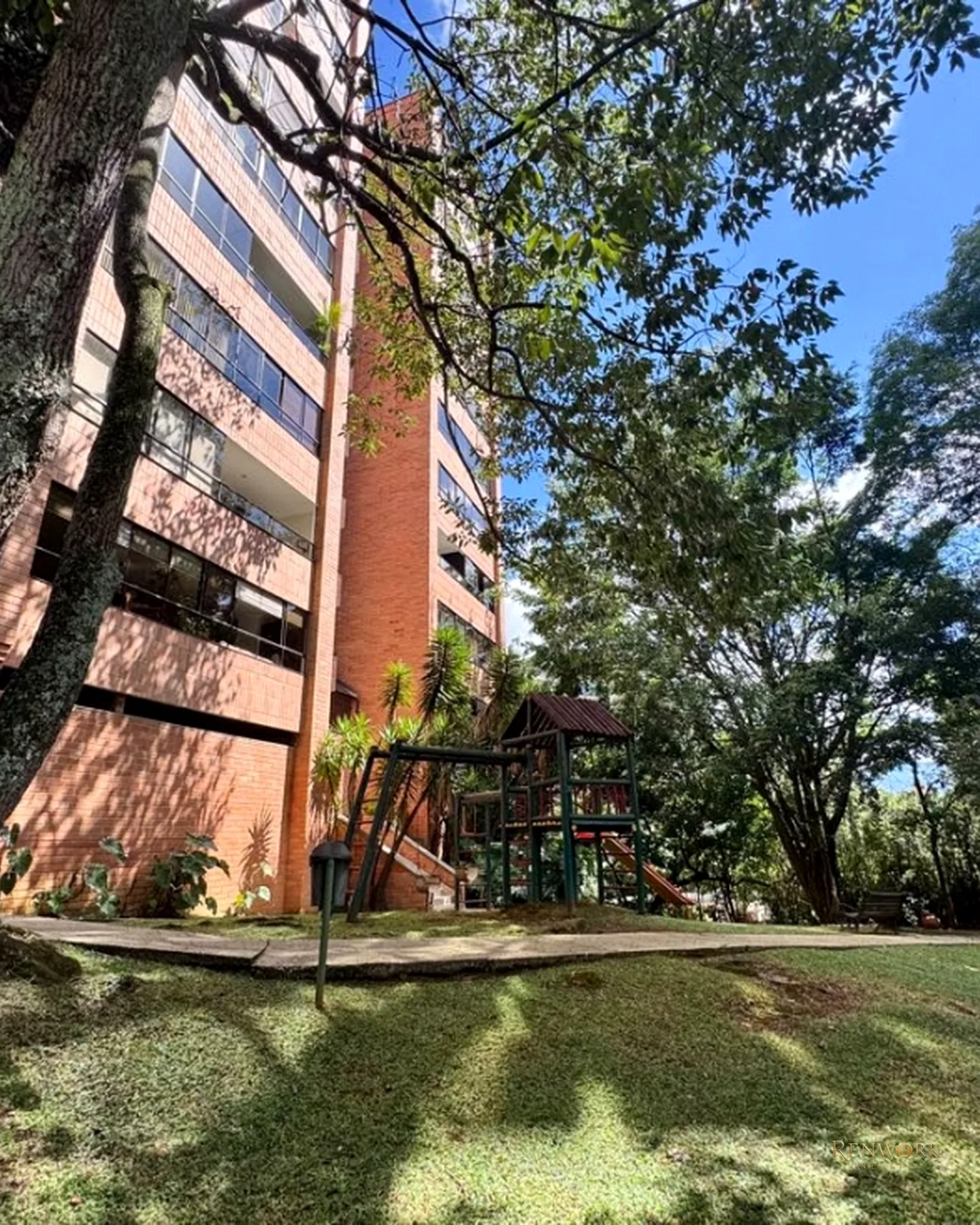 VENDO APTO 184 MTR SECTOR TRANSVERSAL INFERIOR POBLADO · foto 20