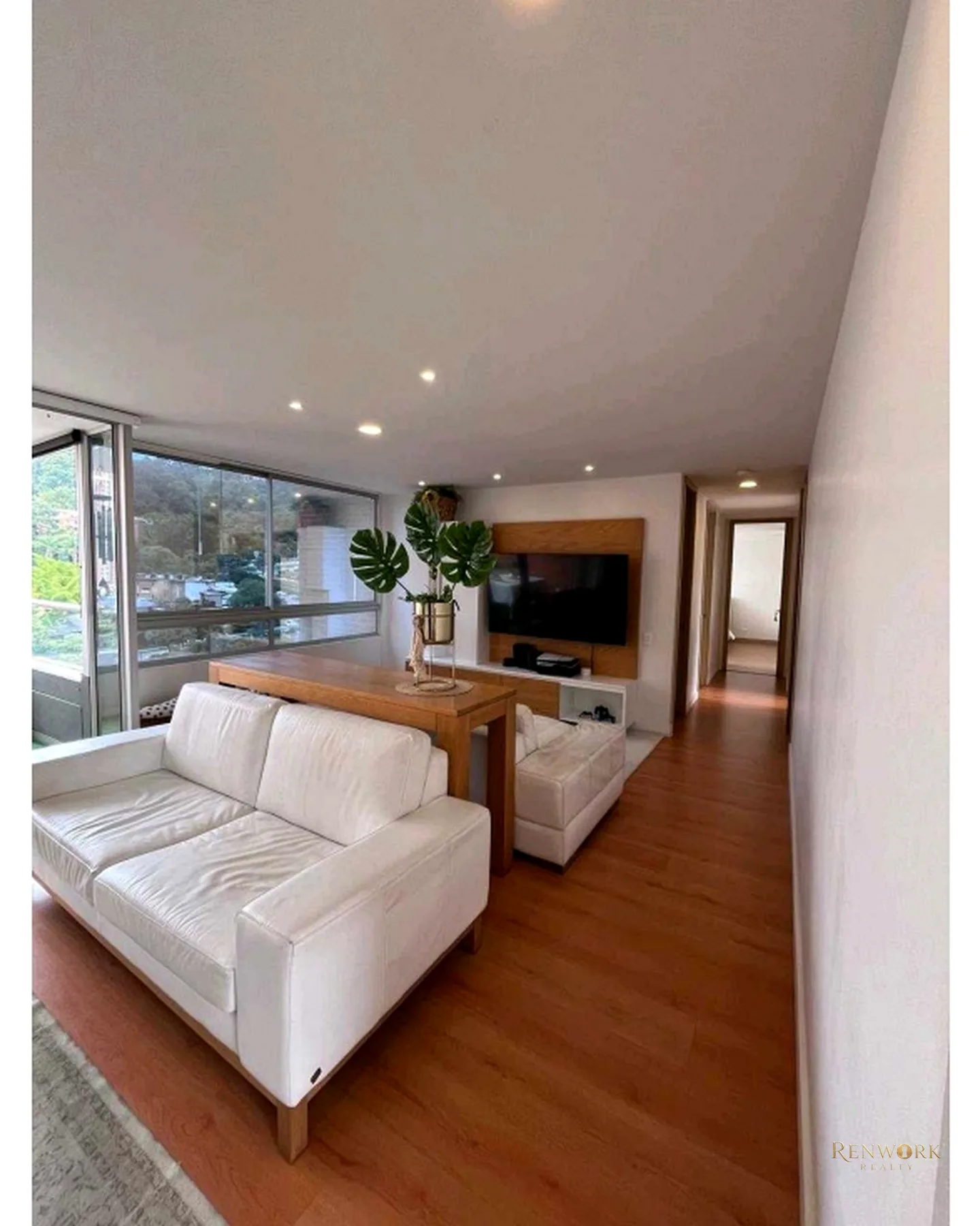 VENDO APTO EN.CASTROPOL.ARÉA 137 MTRS.$1450 · foto 2