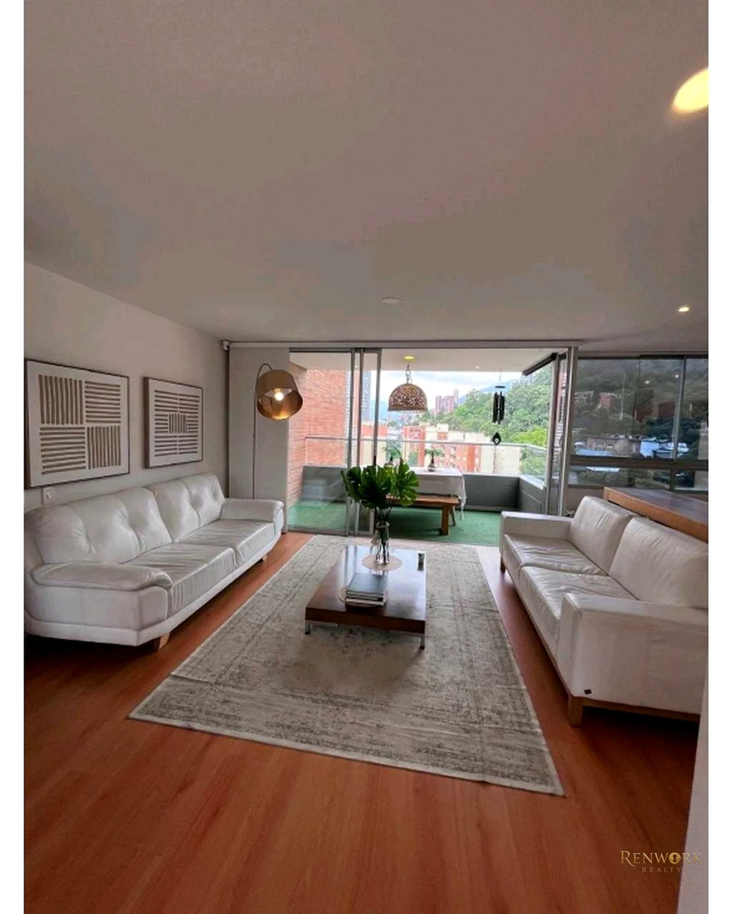 VENDO APTO EN.CASTROPOL.ARÉA 137 MTRS.$1450 · foto 1