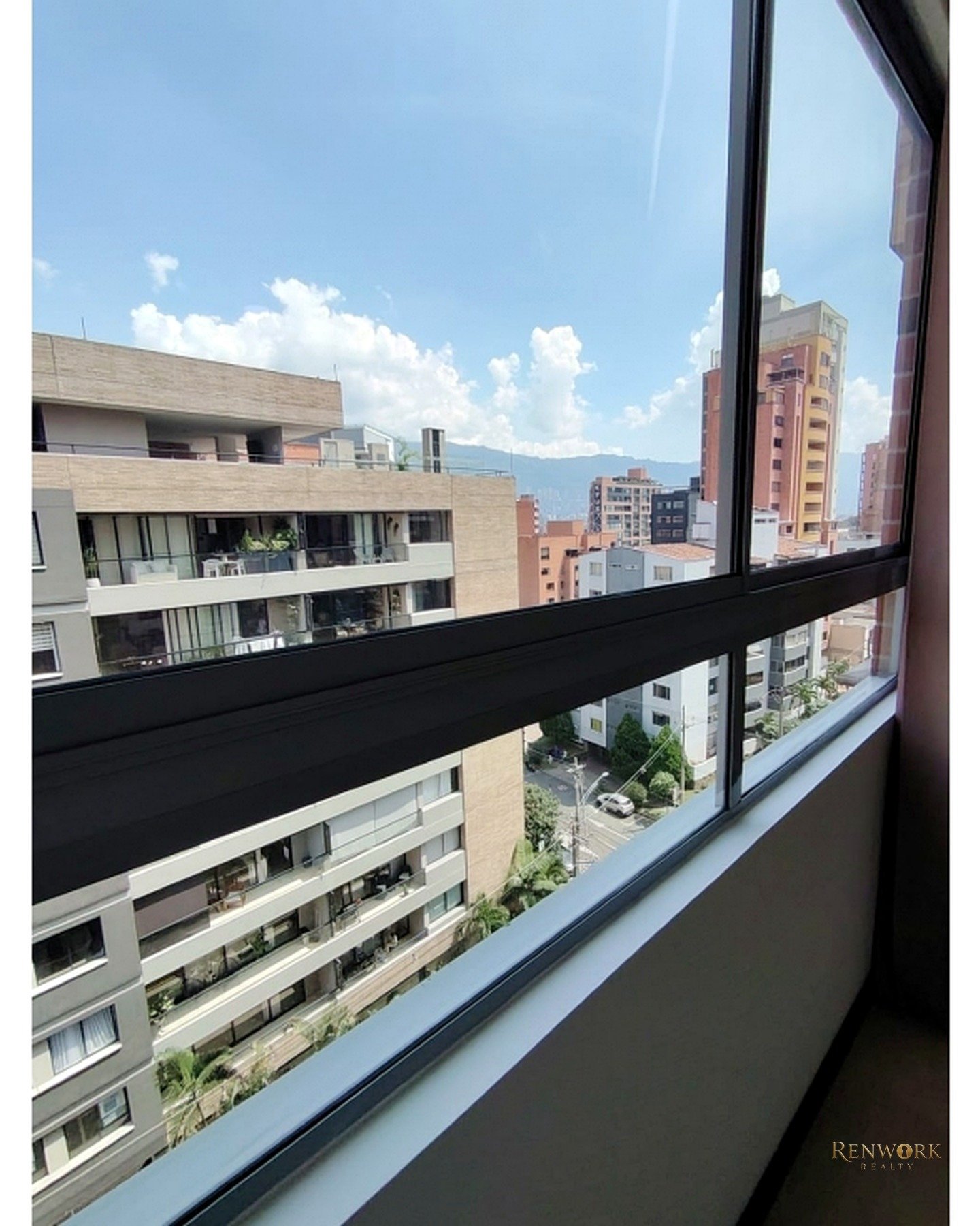 VENDO APTO EN LAURELES - CERCA A LA MIGUERÍA · foto 4