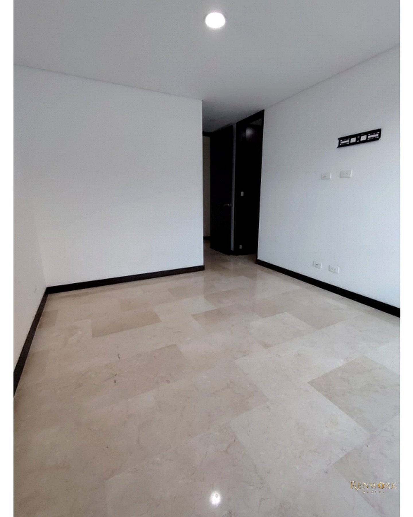 VENDO APTO EN LAURELES - CERCA A LA MIGUERÍA · foto 7