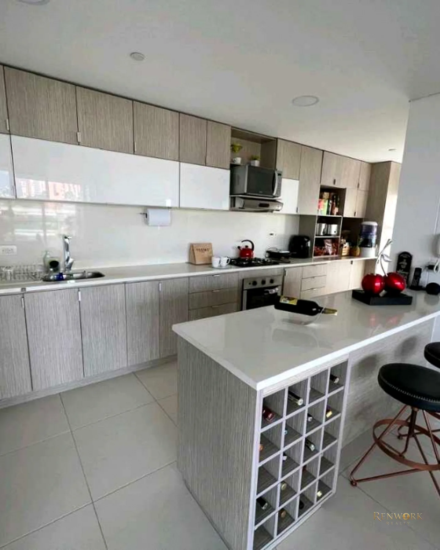 VENDO APTO ENVIGADO LOMA DEL CHOCHO,ARÉA 176 MTRS,$1640 · foto 4