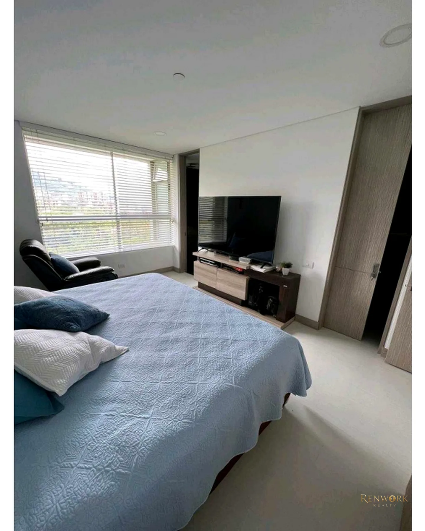 VENDO APTO ENVIGADO LOMA DEL CHOCHO,ARÉA 176 MTRS,$1640 · foto 8