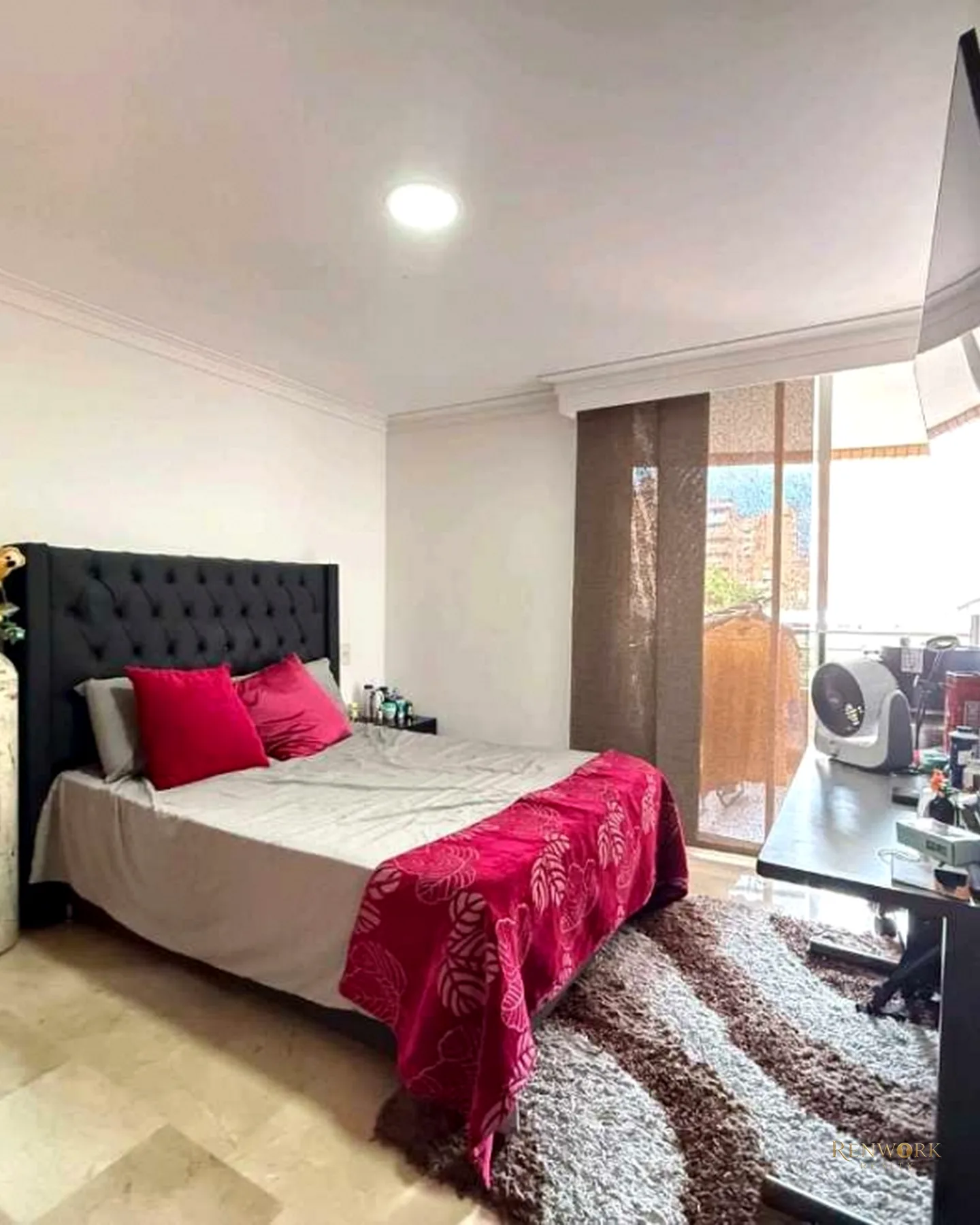 VENDO.APTO LAURELES,ARÉA 163,$1400 · foto 15