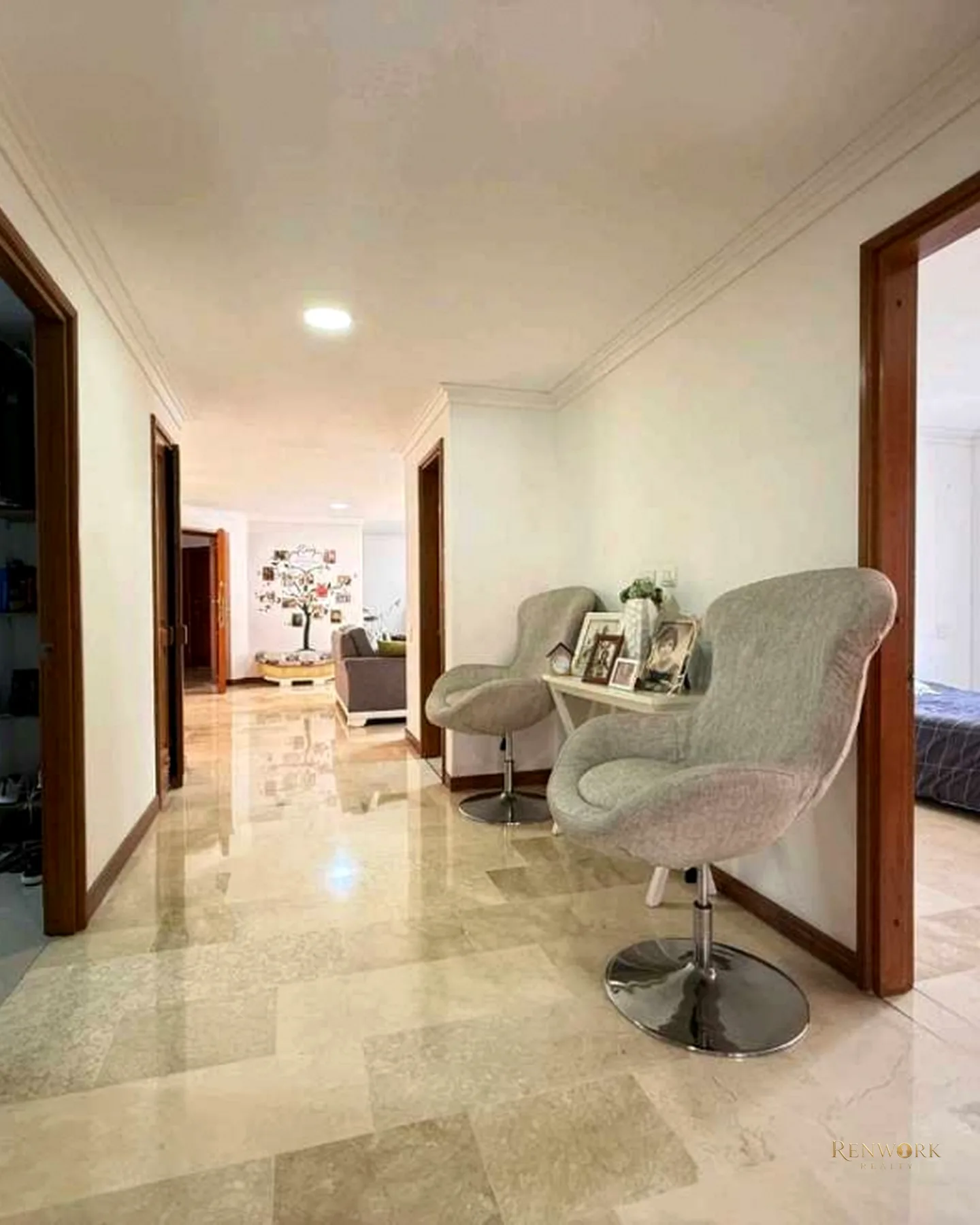 VENDO.APTO LAURELES,ARÉA 163,$1400 · foto 9