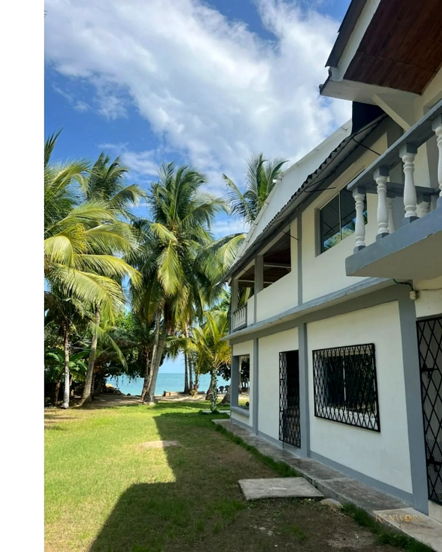 VENDO CABAÑA DE DOS PLANTAS EN COVEÑAS CON VISTA AL MAR · foto 8