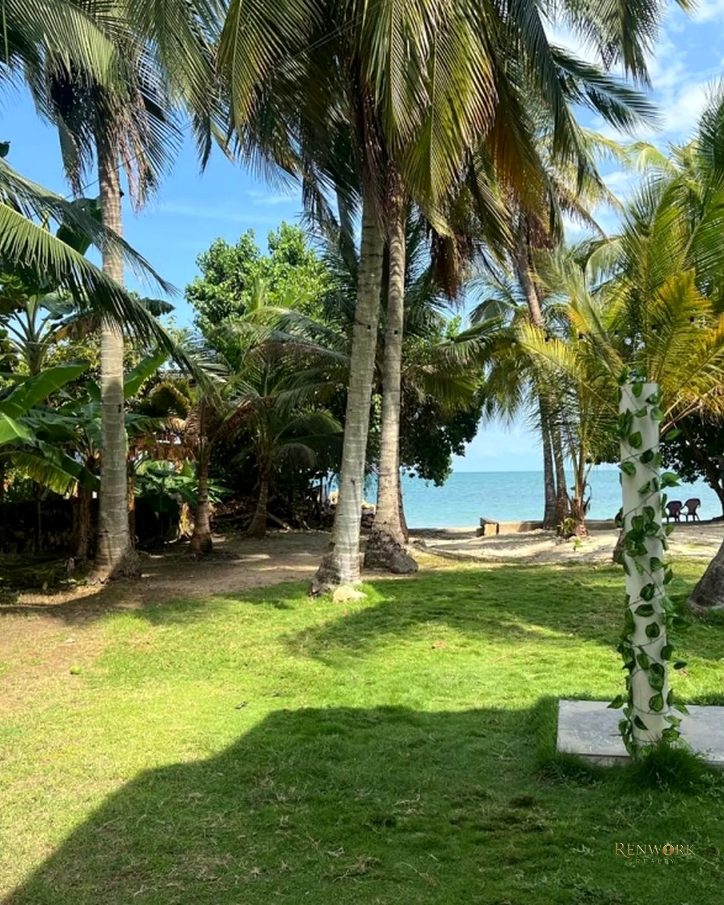 VENDO CABAÑA DE DOS PLANTAS EN COVEÑAS CON VISTA AL MAR · foto 7