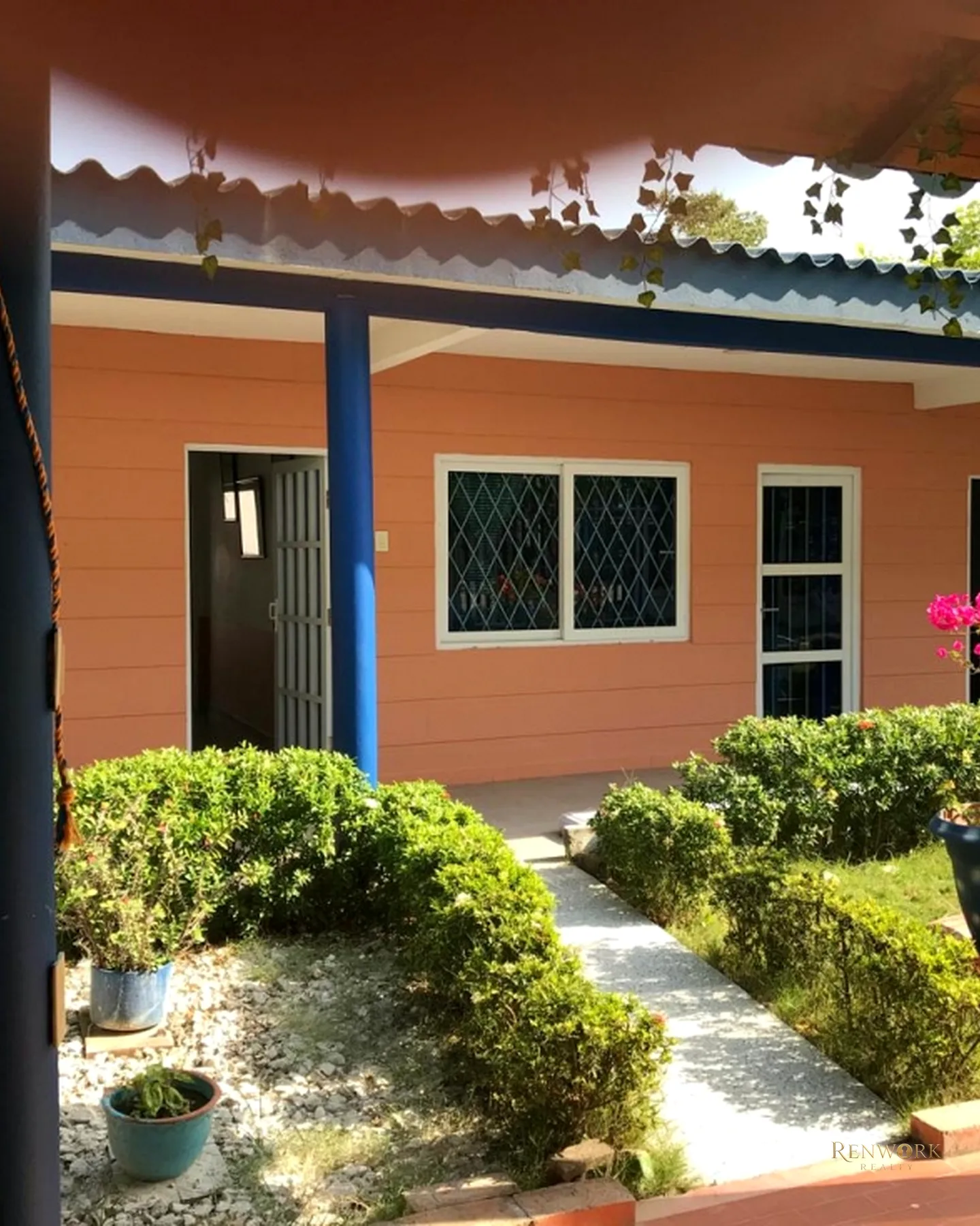 VENDO CABAÑA Y LOTE UBICADO EN COVEÑAS SUCRE · foto 11