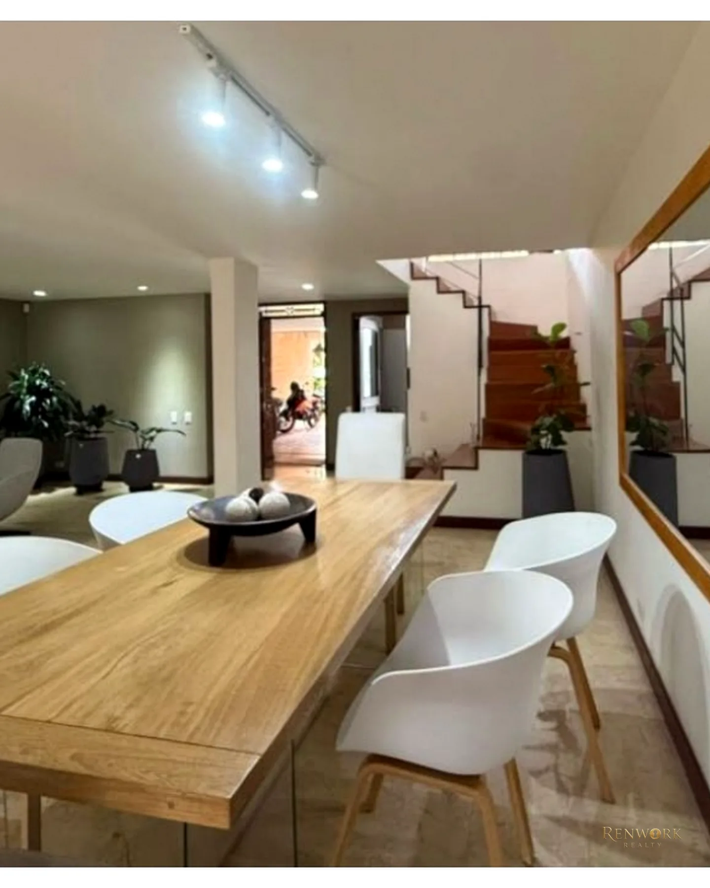 VENDO CASA ENVIGADO 200 M2, ZONA VERDE INTERIOR · foto 2
