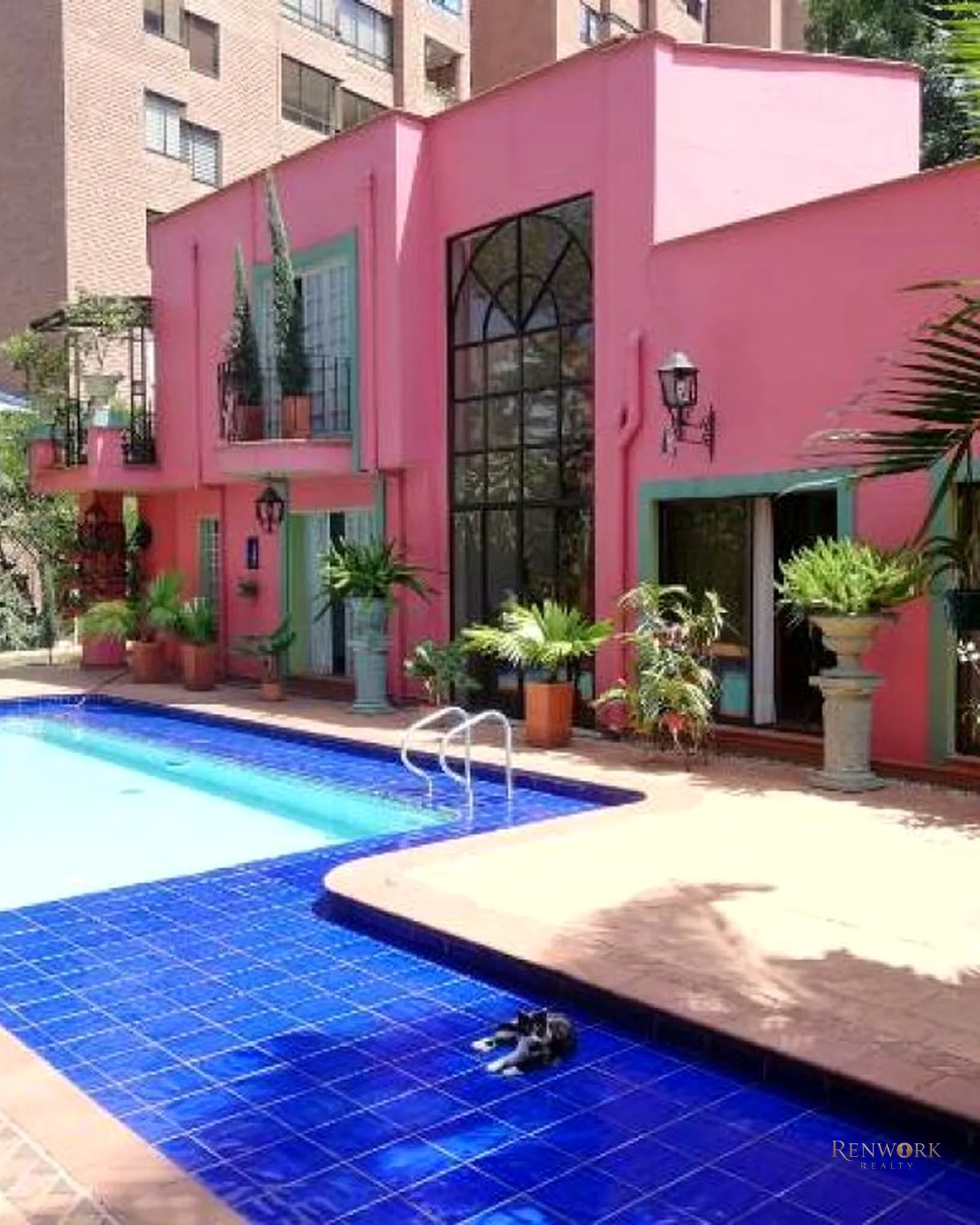 VENDO CASA LOTE CON PISCINA CERCA AL PARQUE LLERAS 1050 M2 · foto 11