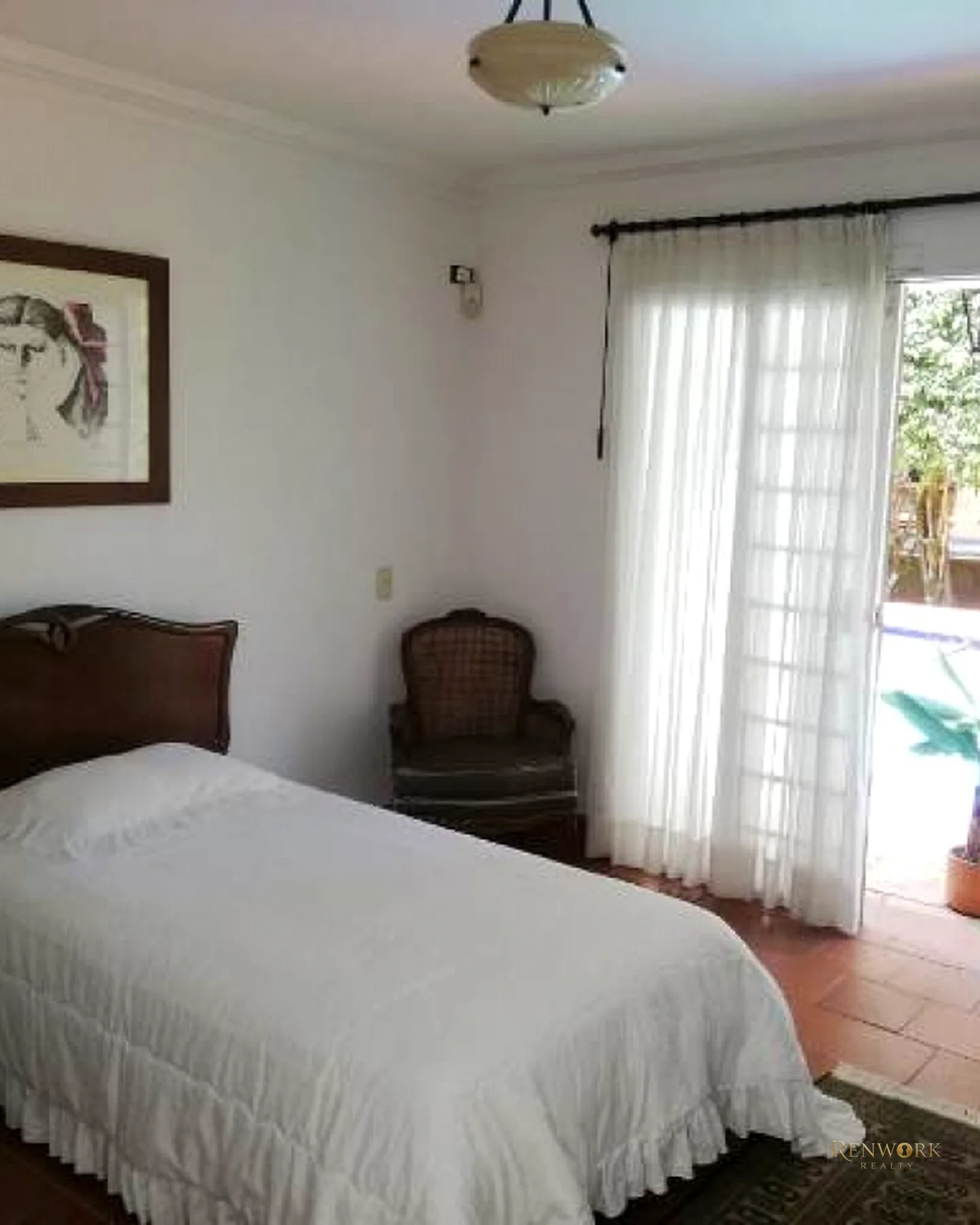VENDO CASA LOTE CON PISCINA CERCA AL PARQUE LLERAS 1050 M2 · foto 6