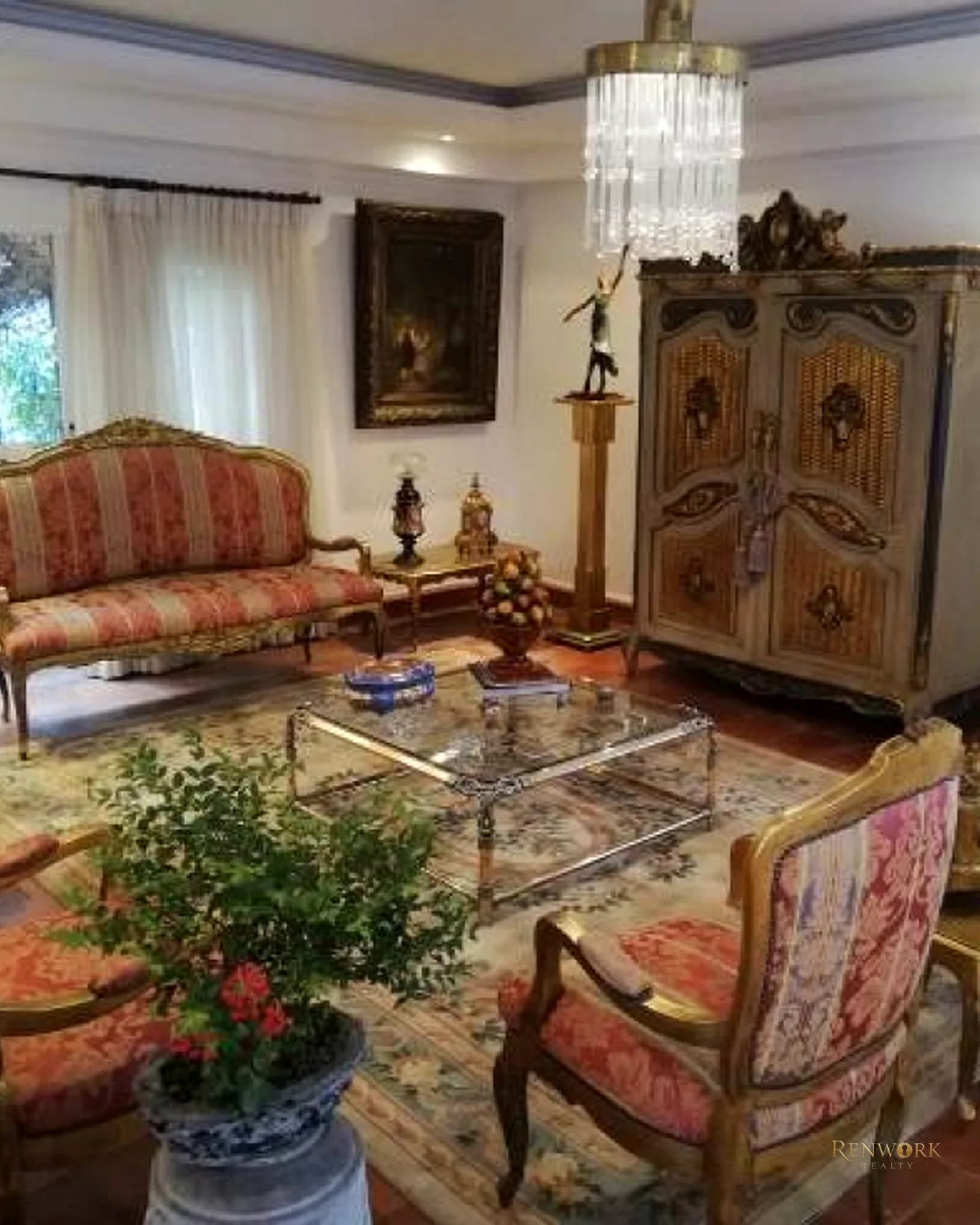VENDO CASA LOTE CON PISCINA CERCA AL PARQUE LLERAS 1050 M2 · foto 2