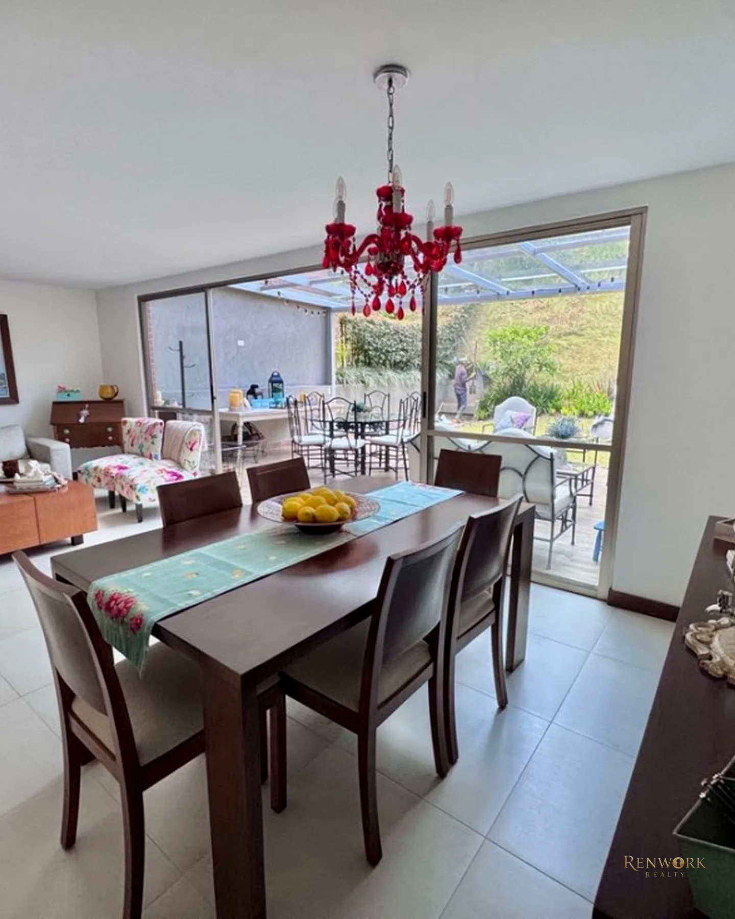 VENDO CASA SECTOR CUMBRES 220 M² · foto 3