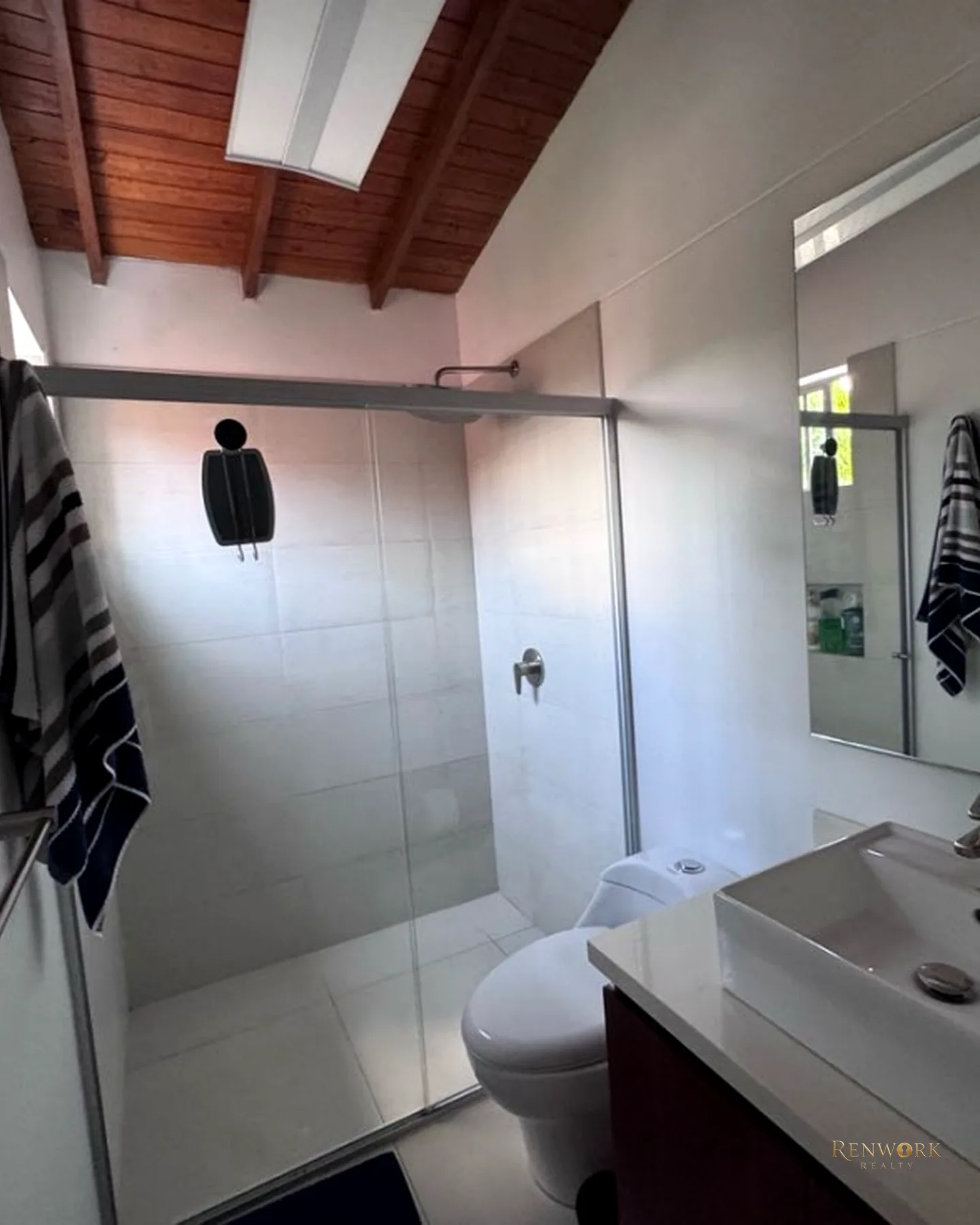 VENDO CASA SECTOR CUMBRES 220 M² · foto 16